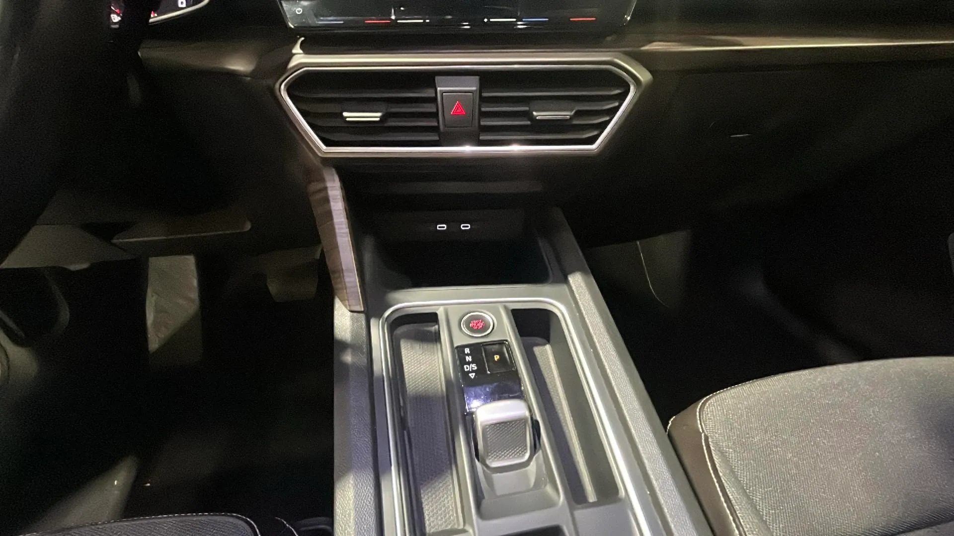 SEAT León SP 1.4 e-Hybrid DSG Xcellence - foto 15