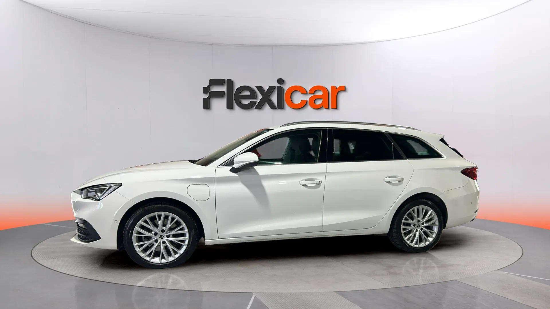 SEAT León SP 1.4 e-Hybrid DSG Xcellence - foto 5