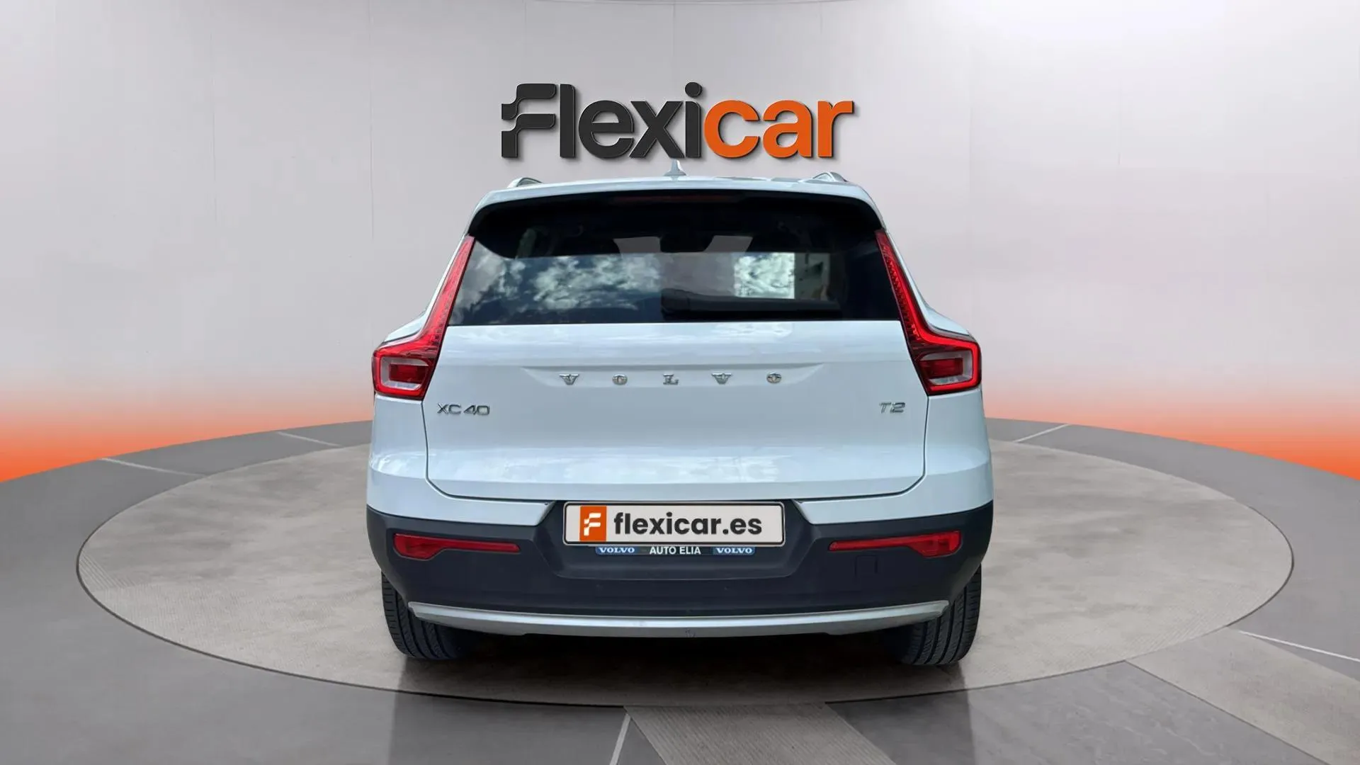Volvo XC40 1.5 T2 Momentum - foto 6