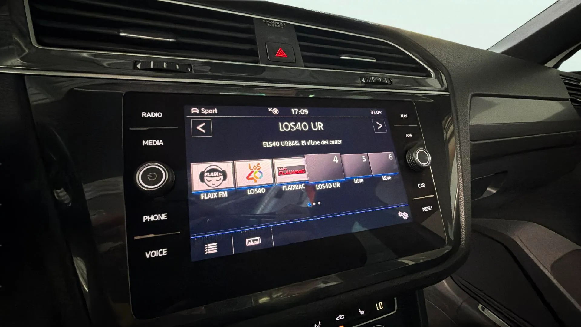 Volkswagen Tiguan Sport 2.0 TDI 4Motion DSG - foto 14