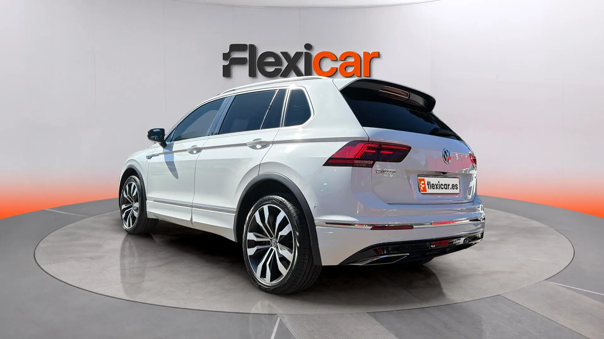 Volkswagen Tiguan Sport 2.0 TDI 4Motion DSG - foto 5