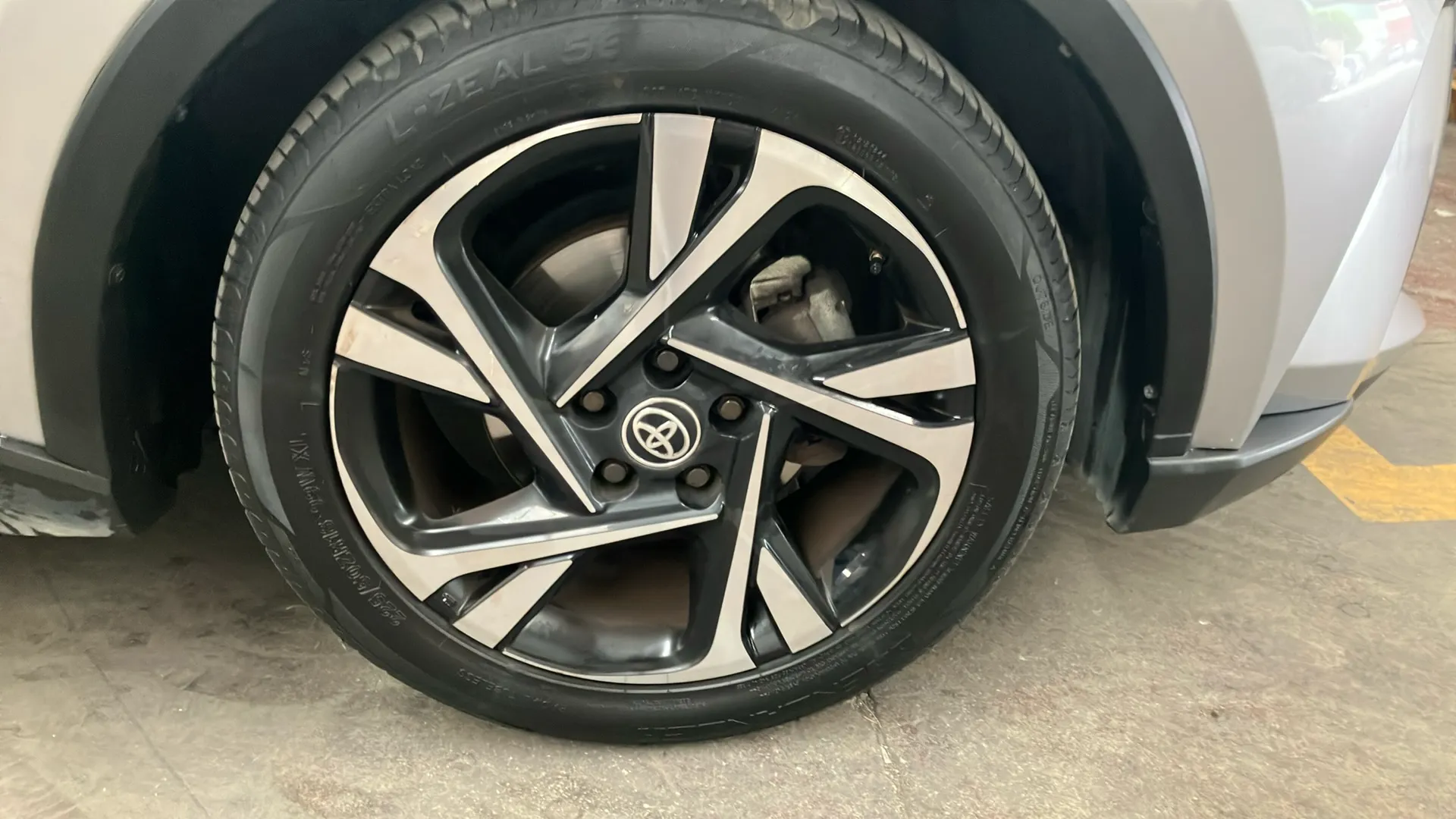 Toyota C-HR 1.8 125H Active - foto 19