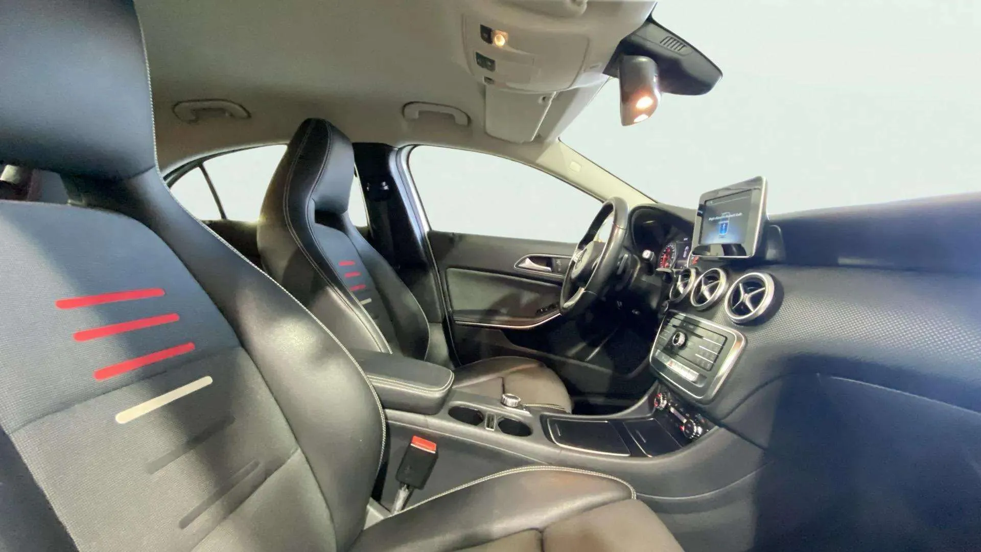 Mercedes-Benz Clase A A 180 d - foto 12