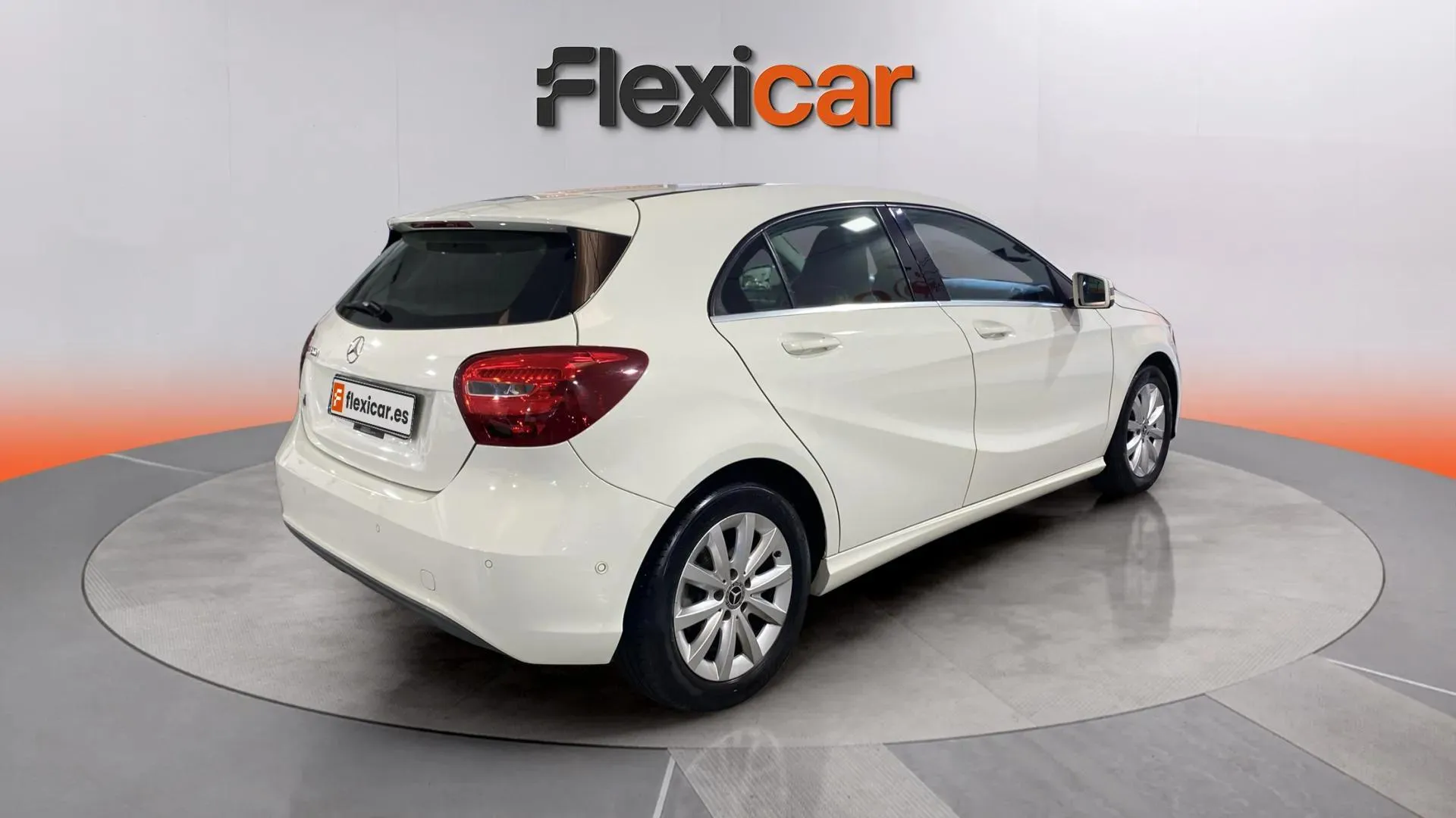 Mercedes-Benz Clase A A 180 d - foto 7