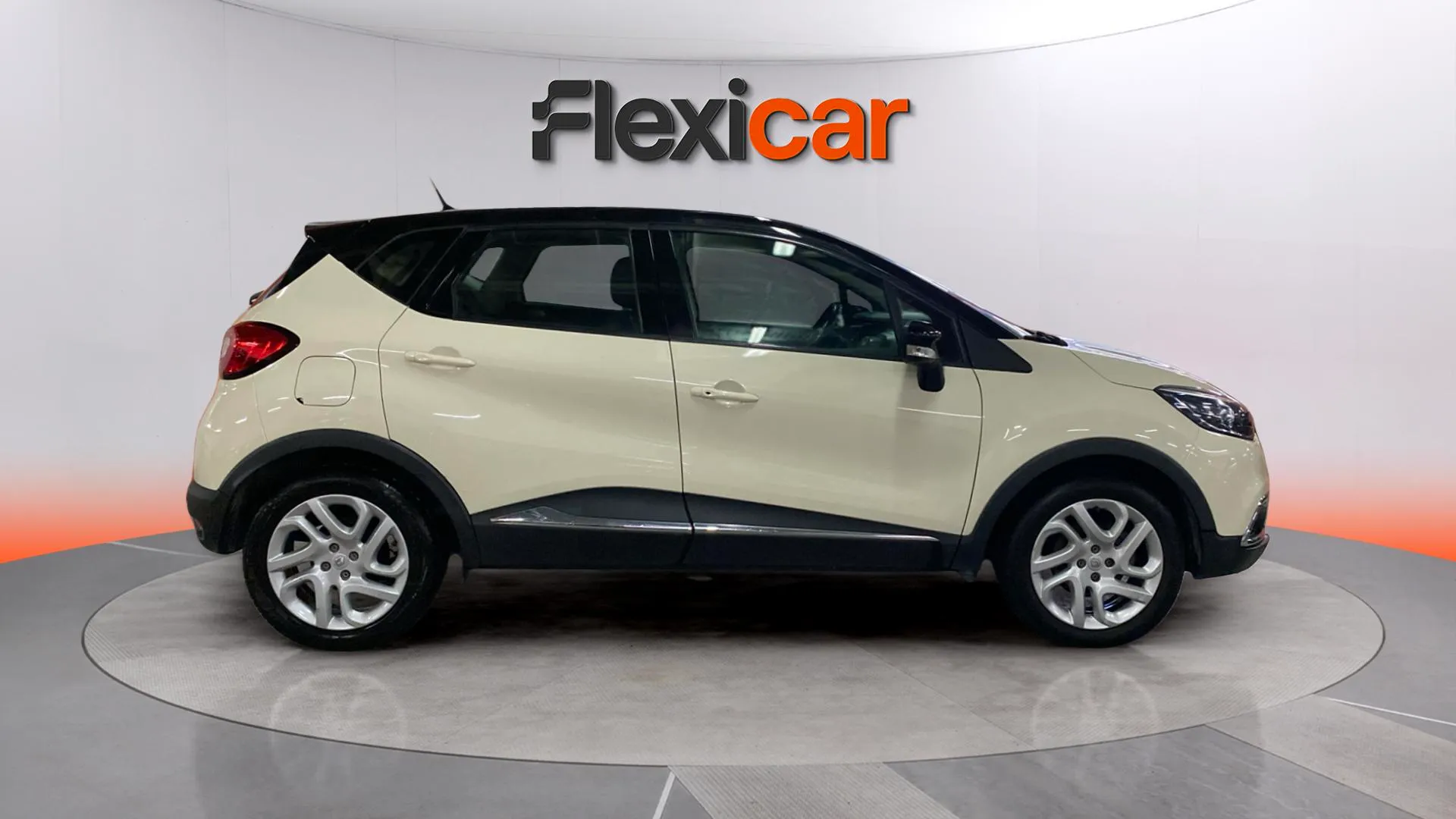 Renault Captur Intens TCe 120 EDC - foto 4