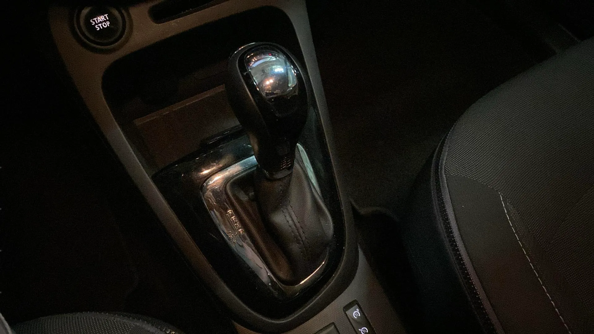 Renault Captur Intens TCe 120 EDC - foto 13