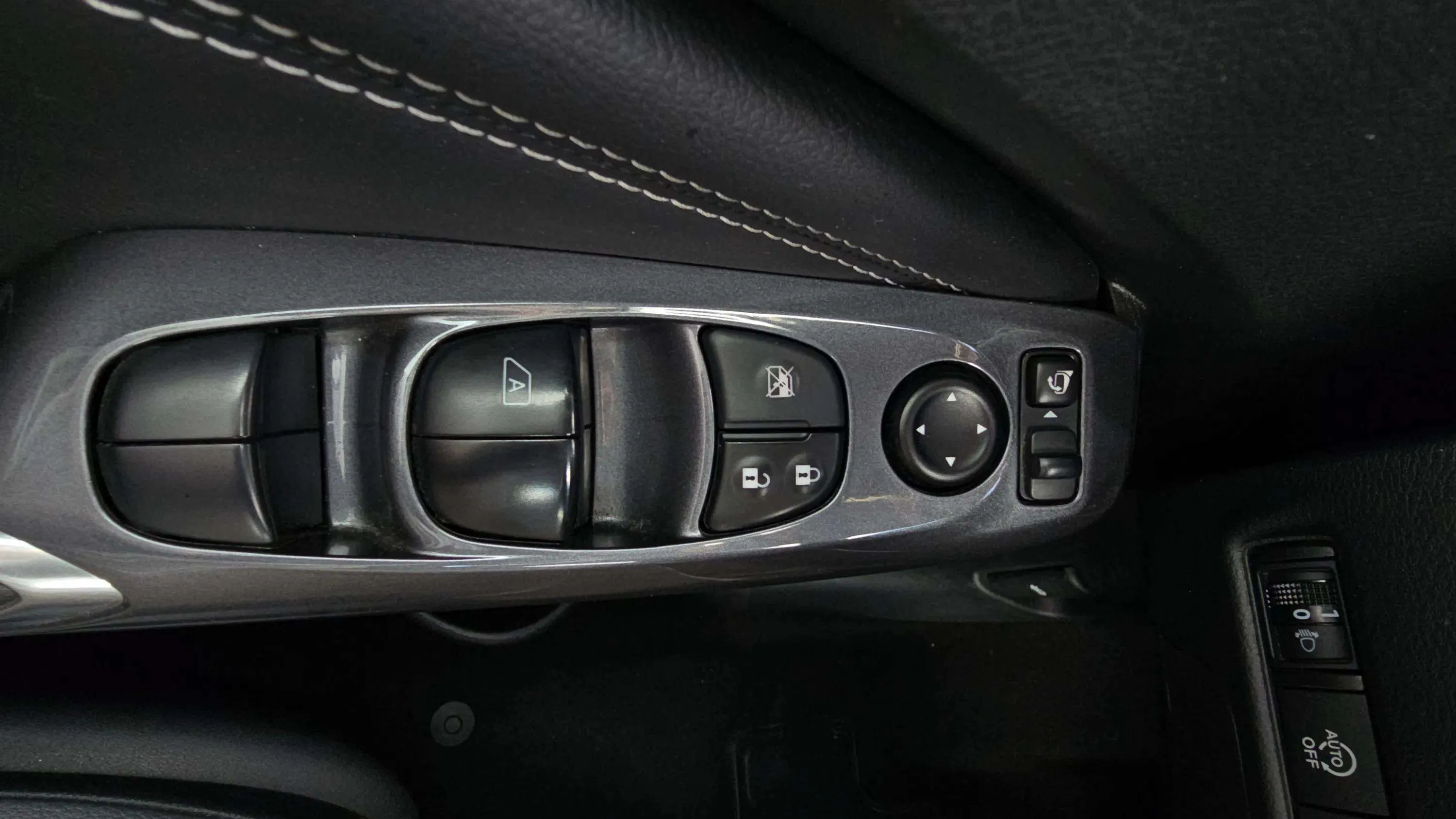 Nissan Juke DIG-T N-Connecta - foto 21