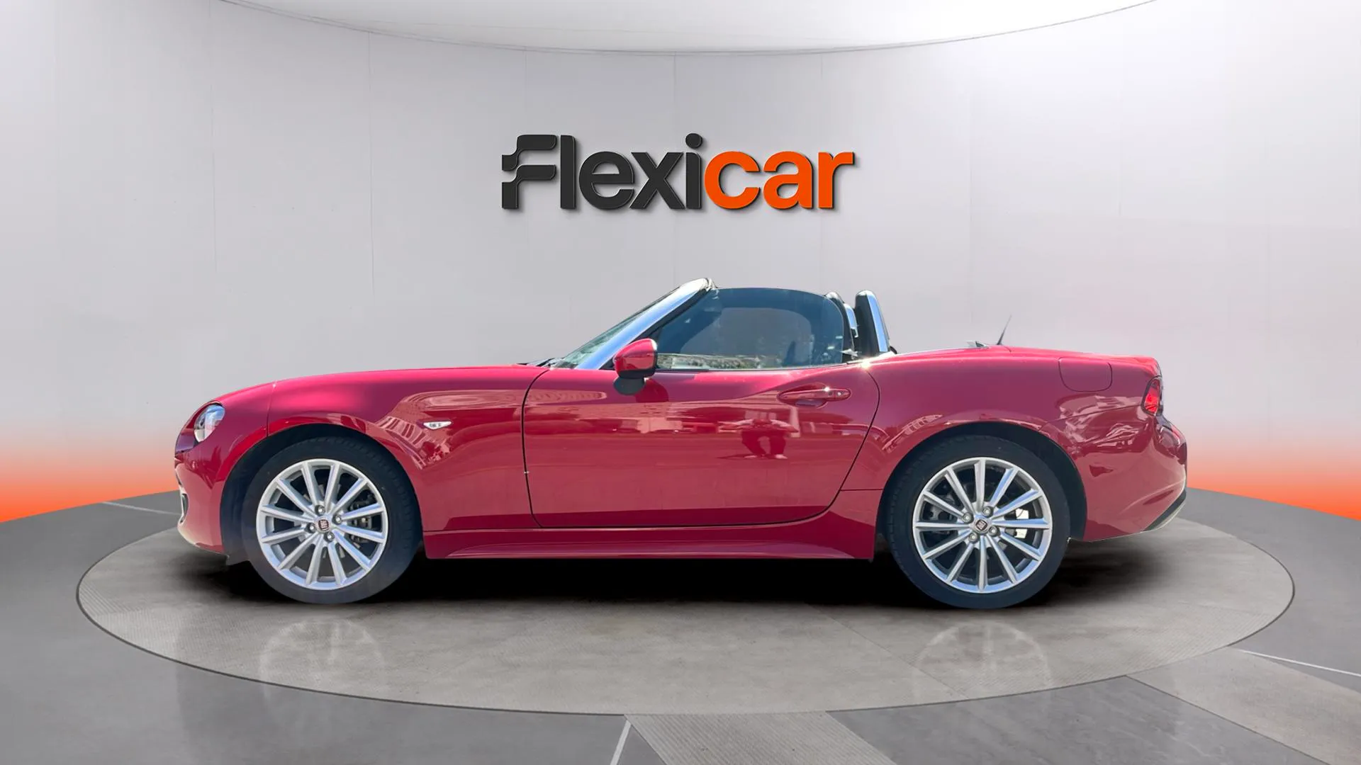 Fiat 124 Spider Lusso - foto 6