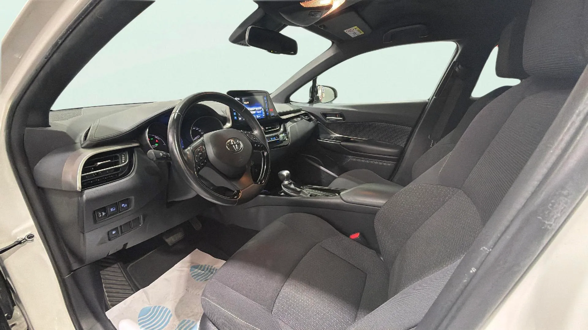 Toyota C-HR 1.8 125H Active - foto 11