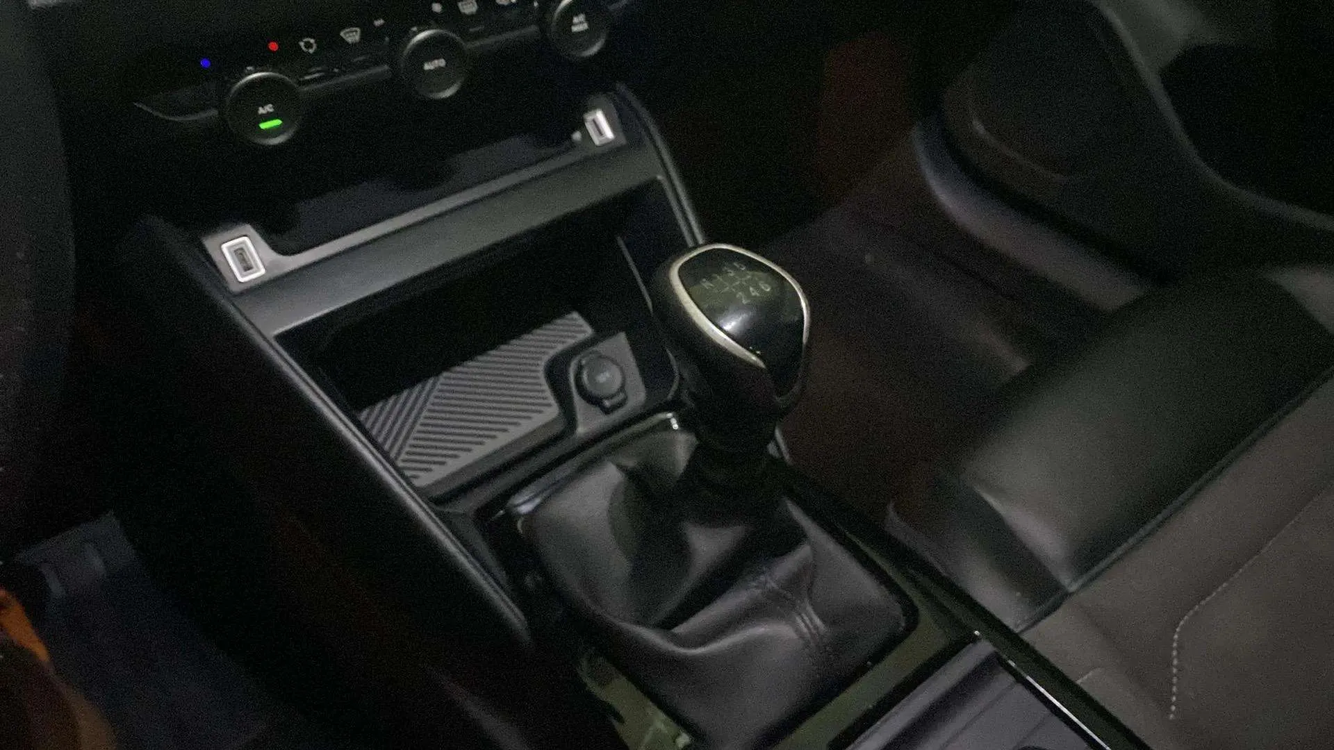 Citroën C4 PureTech 130 Feel - foto 19