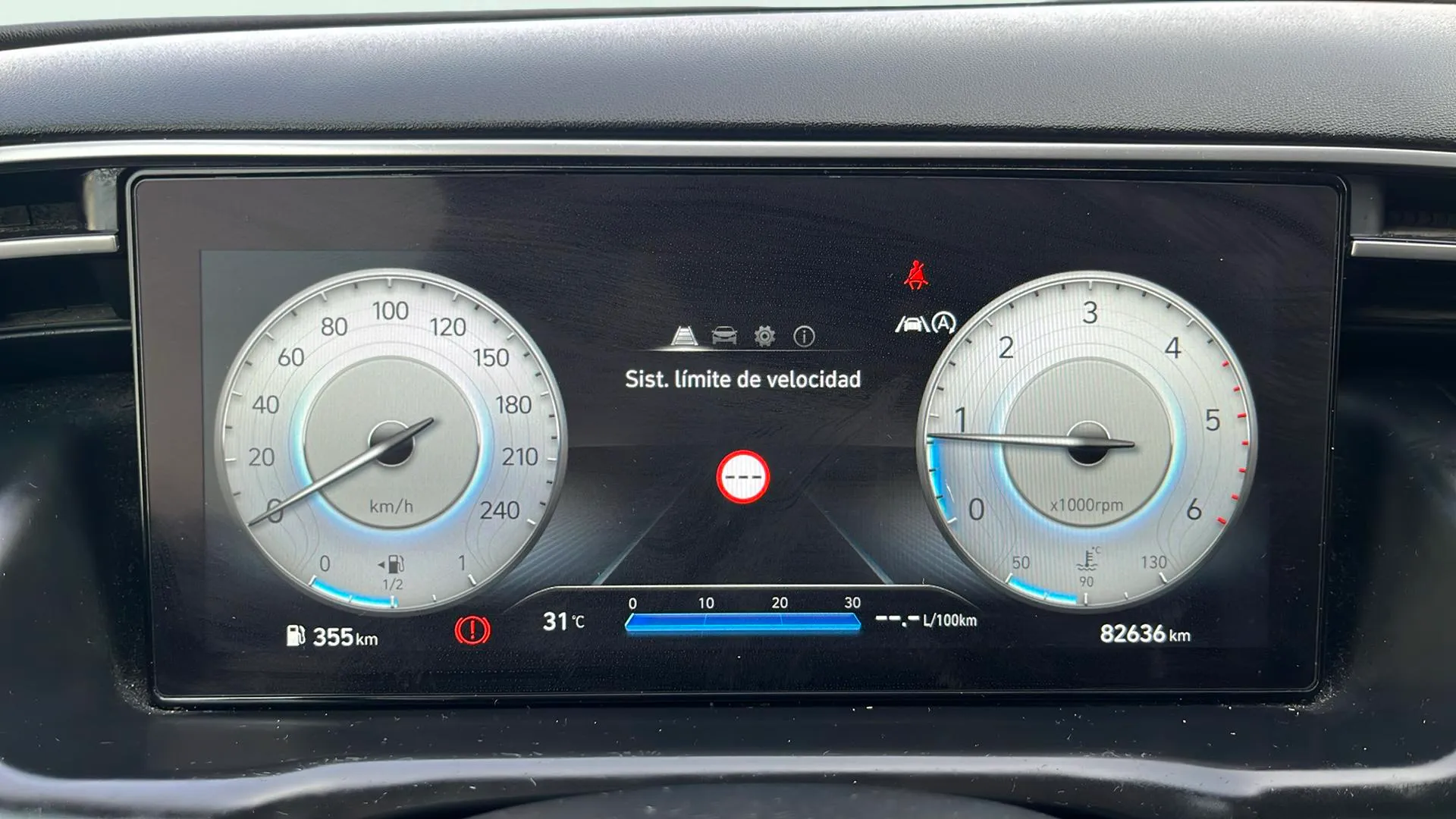 Hyundai Tucson 1.6 CRDi Maxx - foto 10