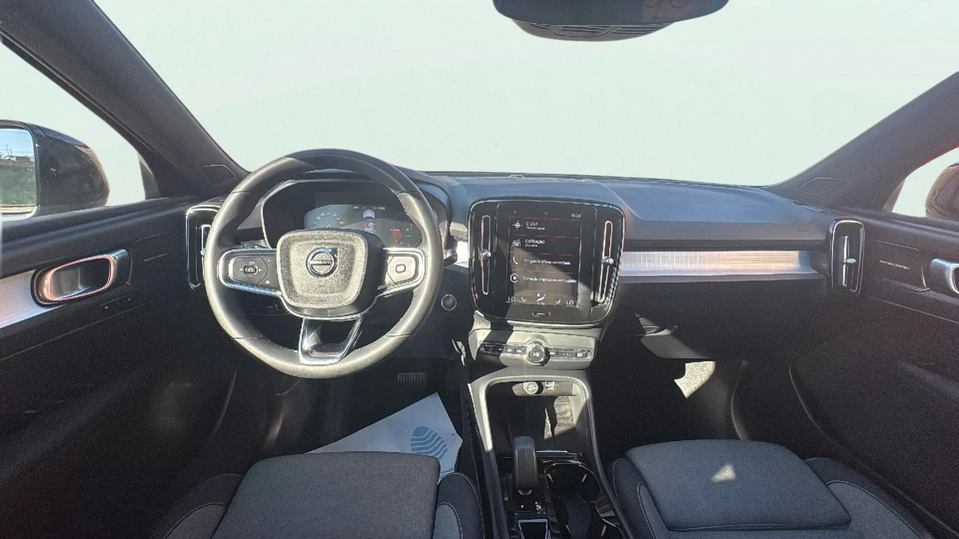 Volvo XC40 1.5 T4 Twin Recharge Essential - foto 11
