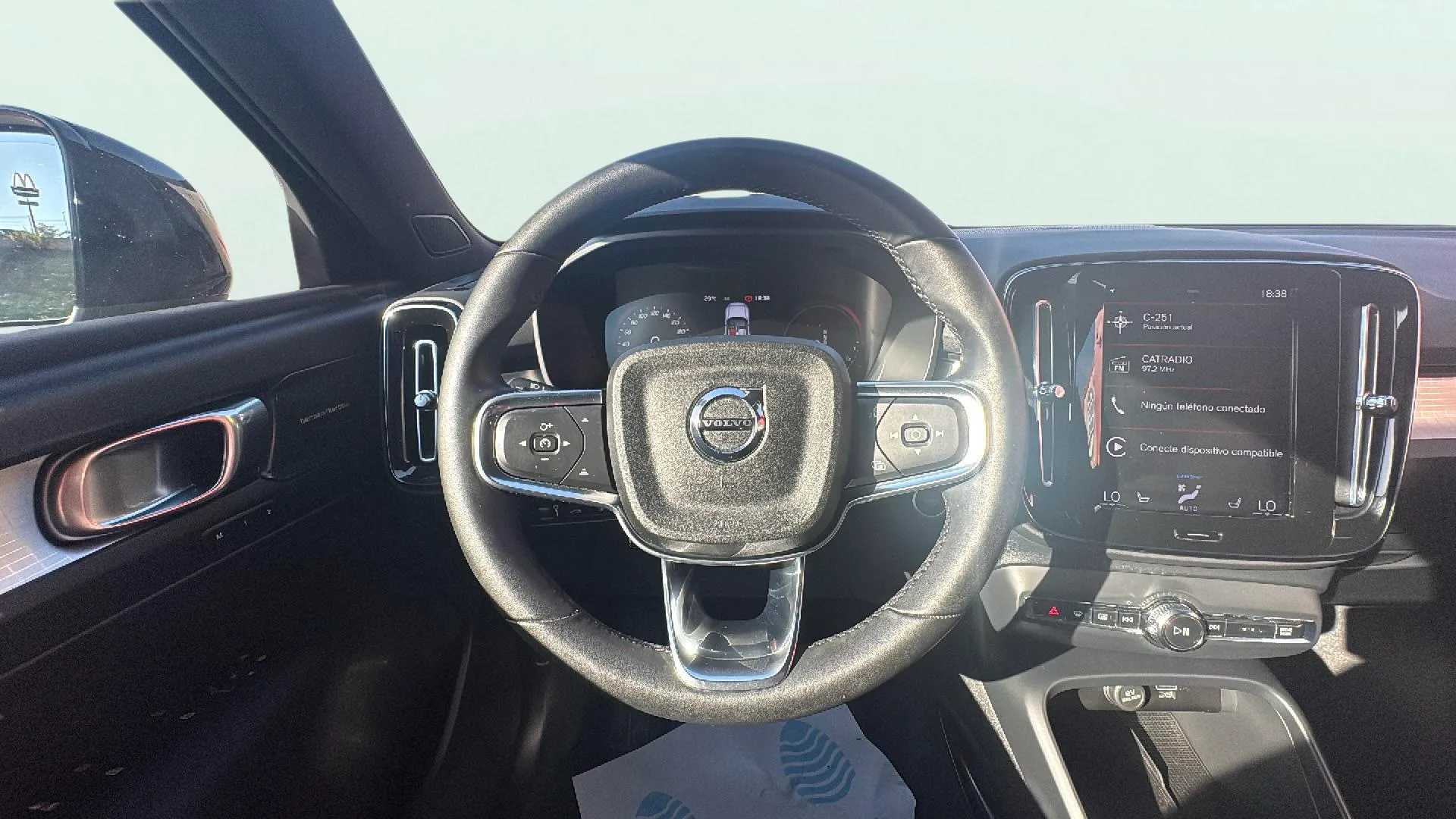 Volvo XC40 1.5 T4 Twin Recharge Essential - foto 10