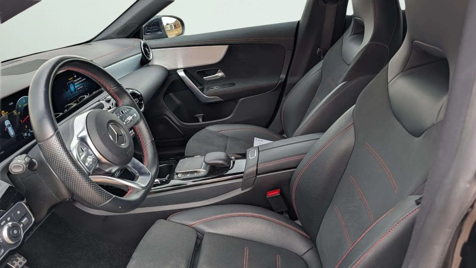 Mercedes-Benz CLA 200 Shooting Brake - foto 9