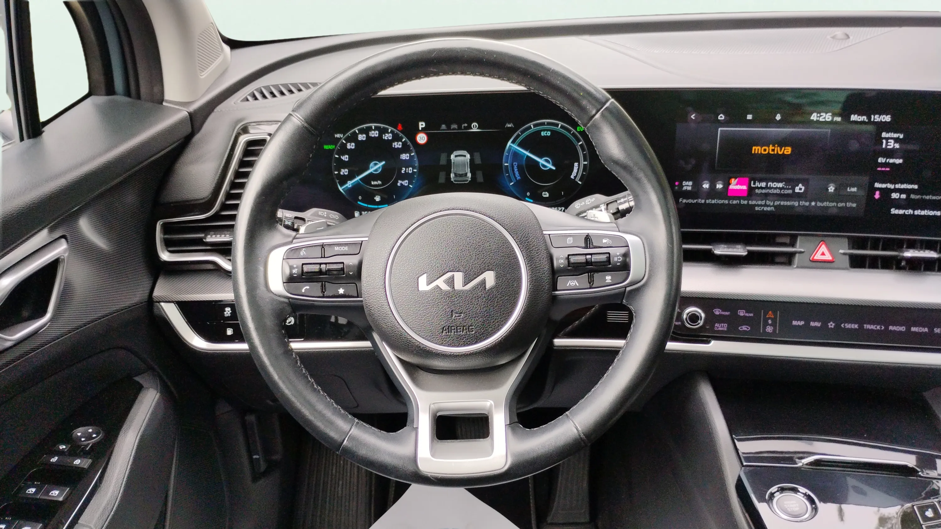 Kia Sportage 1.6 T-GDi PHEV Tech 4x4 - foto 11