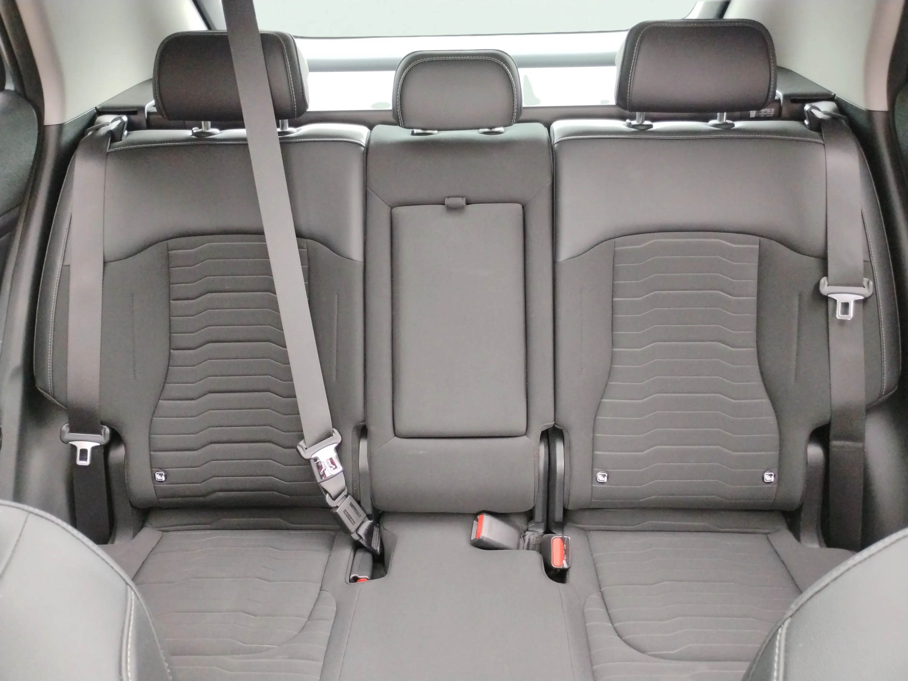 Kia Sportage 1.6 T-GDi PHEV Tech 4x4 - foto 16