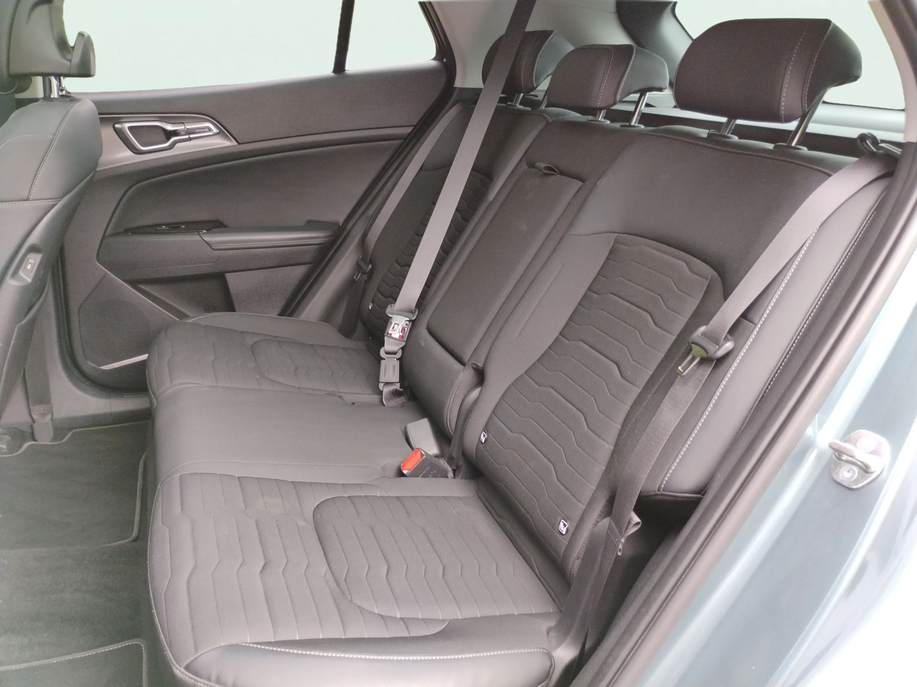 Kia Sportage 1.6 T-GDi PHEV Tech 4x4 - foto 15