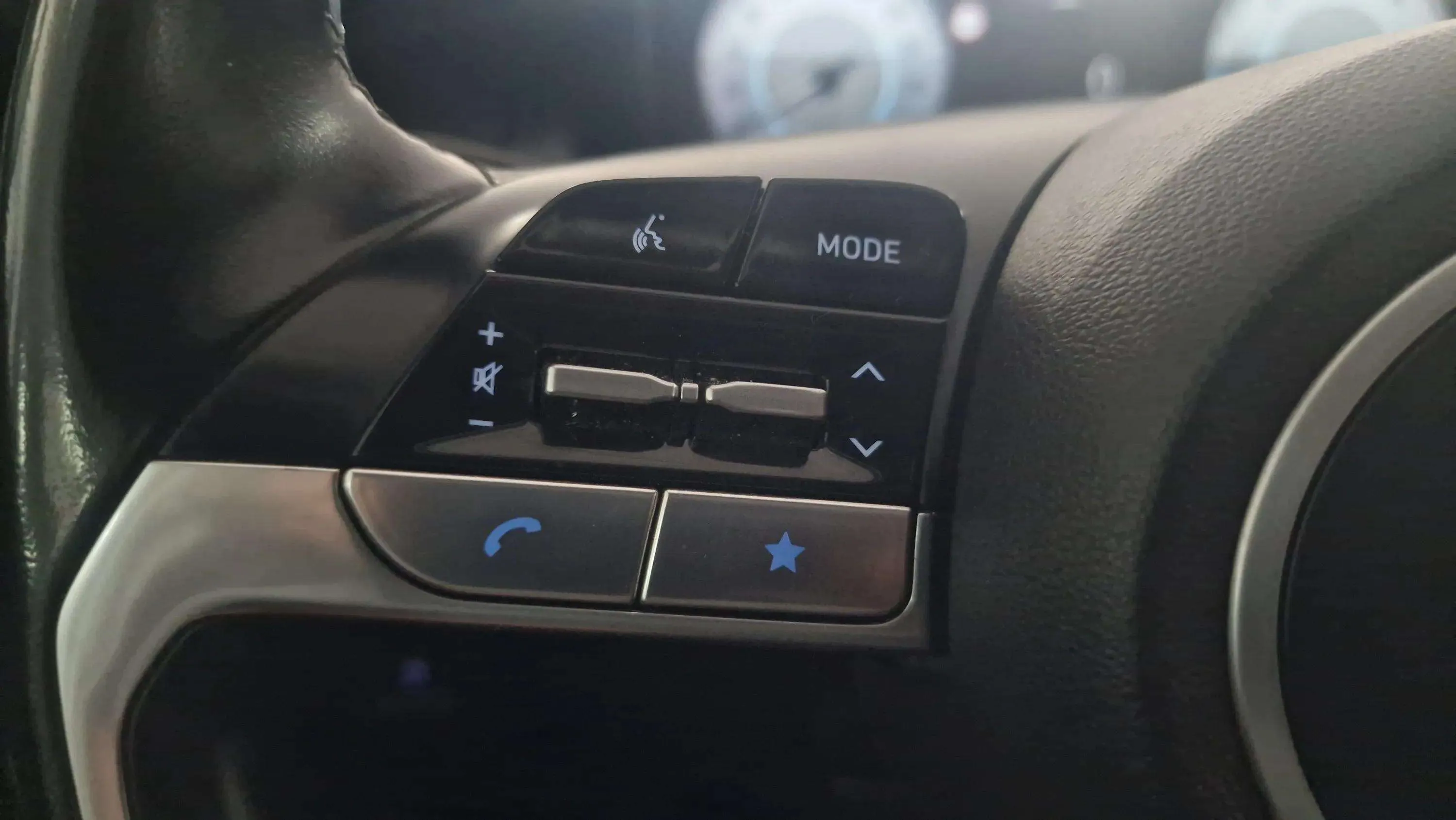 Hyundai Tucson 1.6 CRDi Maxx - foto 15