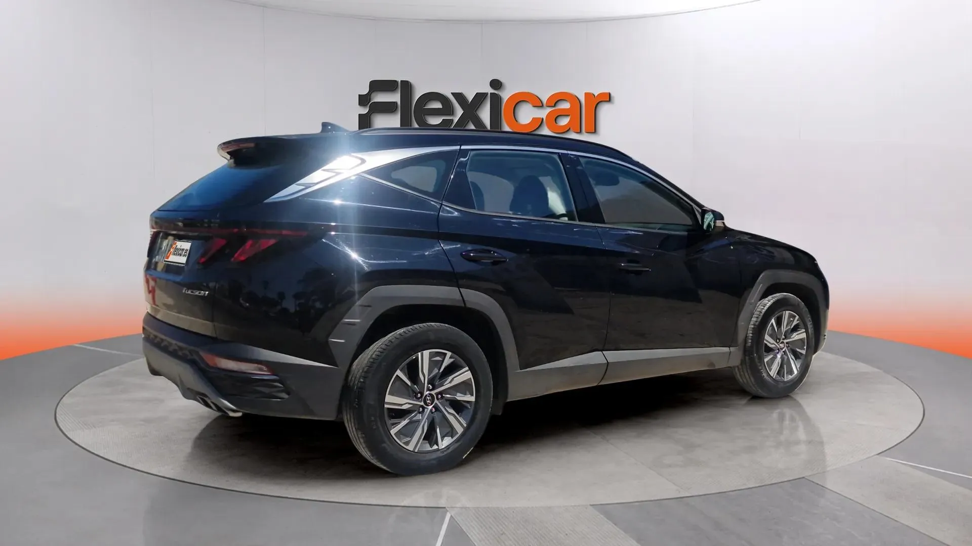 Hyundai Tucson 1.6 CRDi Maxx - foto 6