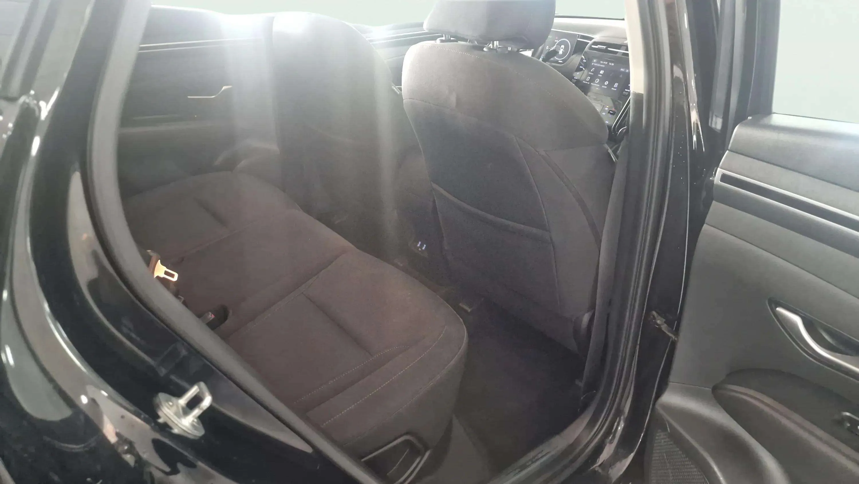 Hyundai Tucson 1.6 CRDi Maxx - foto 20
