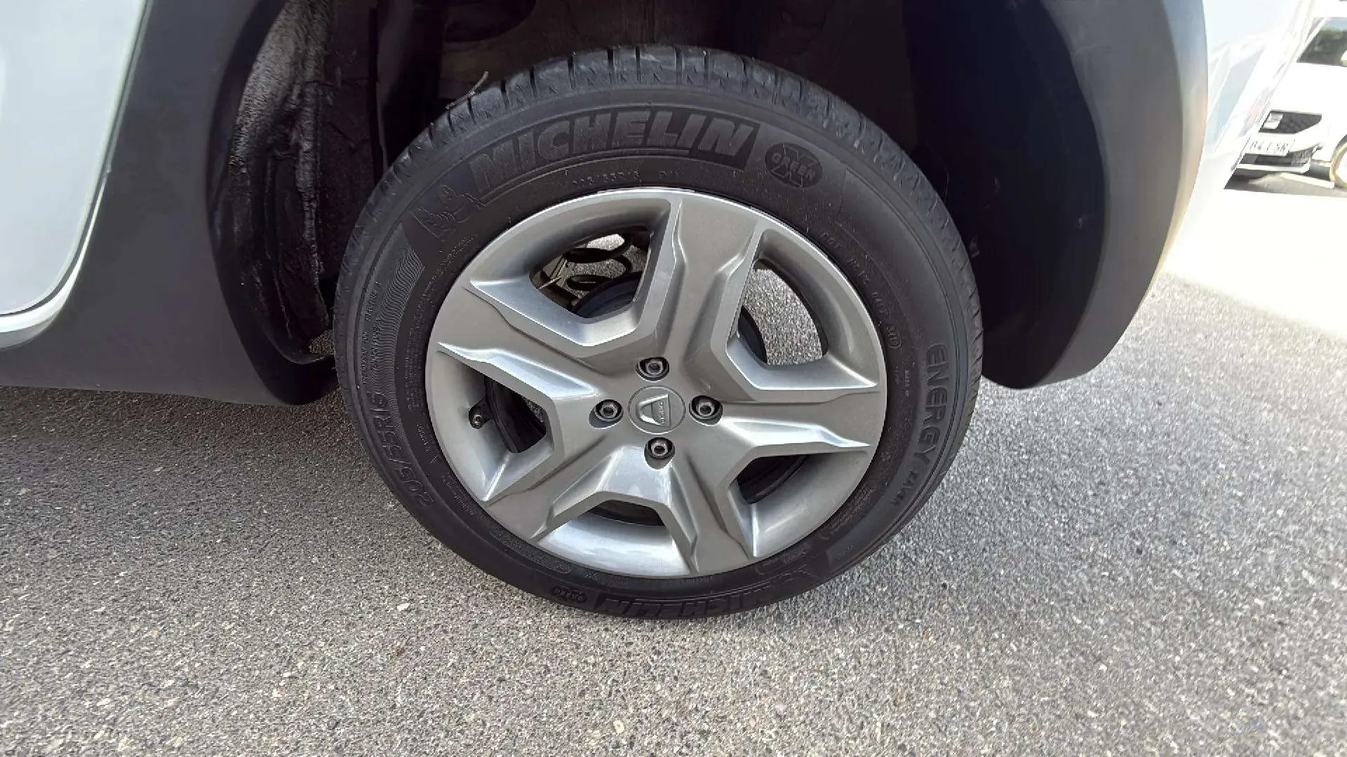 Dacia Sandero Stepway Comfort TCe - foto 8