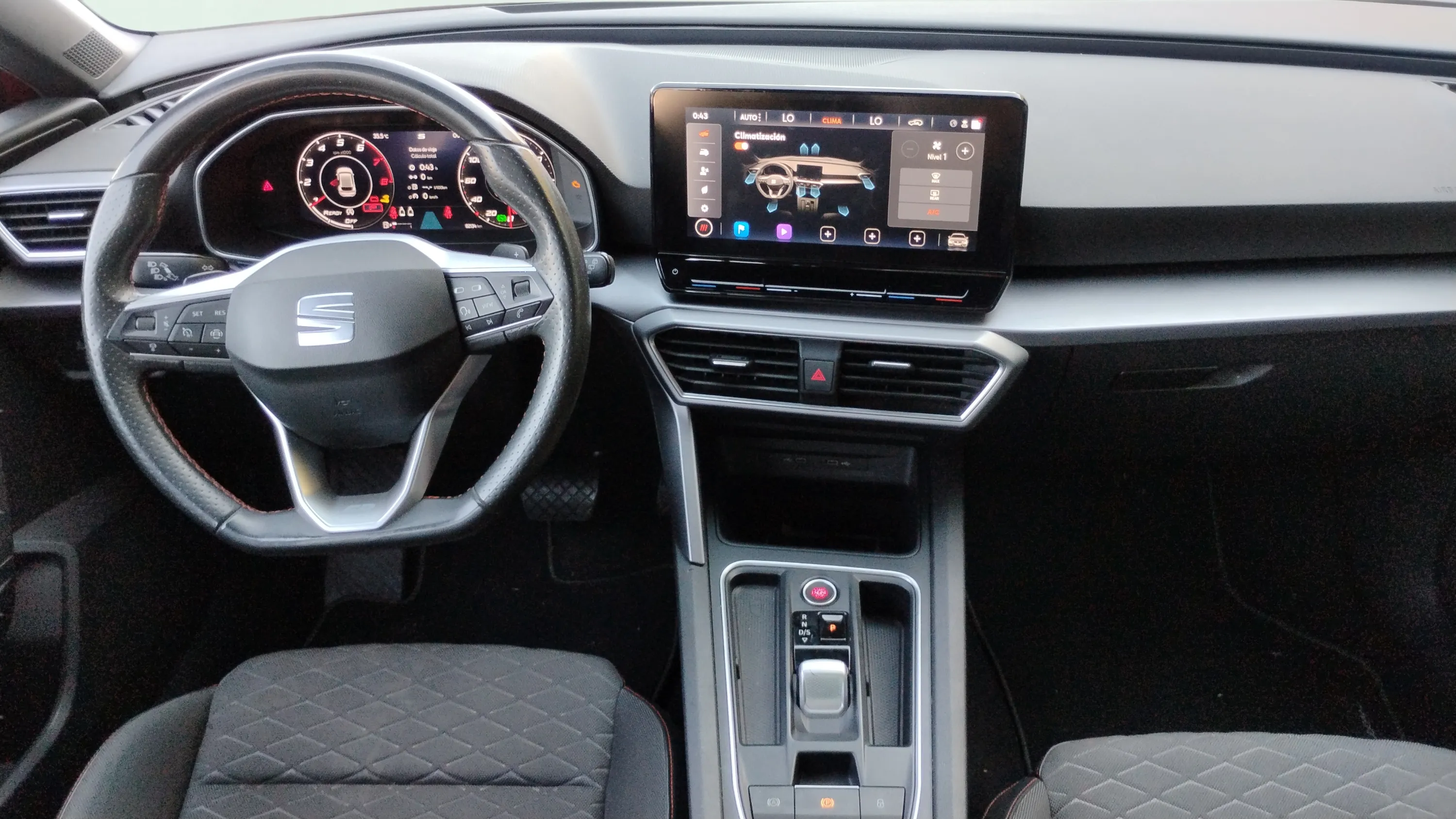 SEAT León 1.5 eTSI DSG-7 FR Go L - foto 9