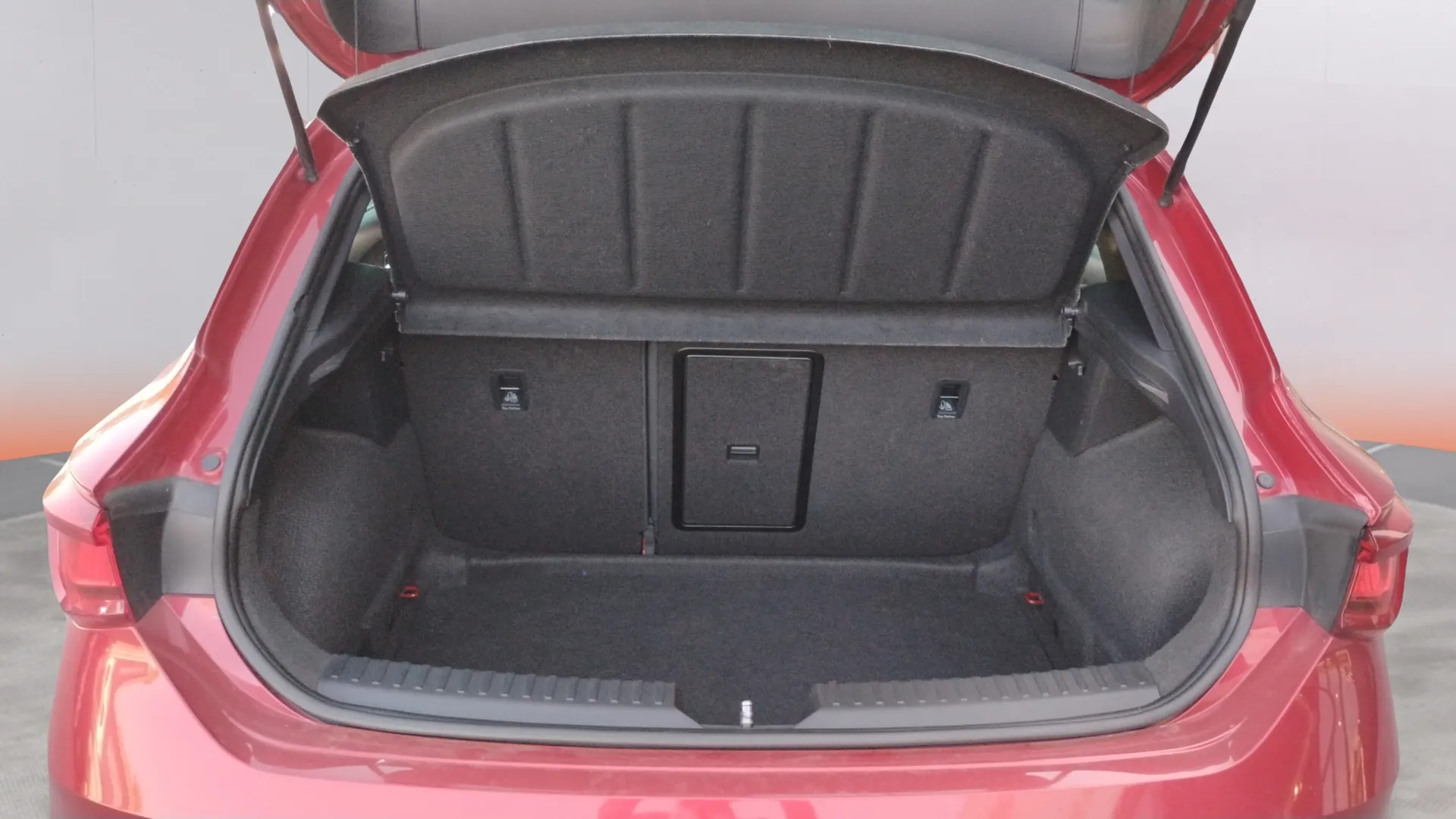 SEAT León 1.5 eTSI DSG-7 FR Go L - foto 19