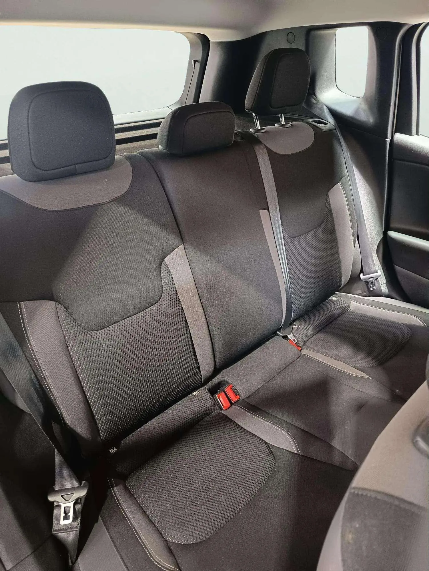 Jeep Renegade 4xe 1.3 PHEV Limited - foto 23