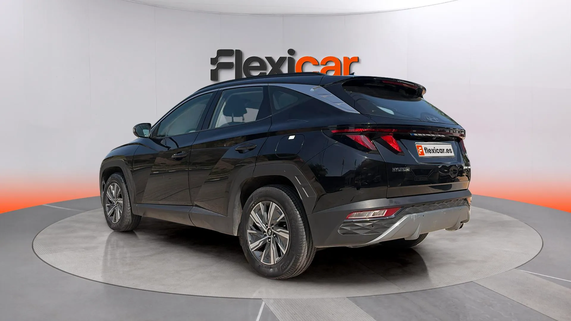 Hyundai Tucson 1.6 CRDi Maxx - foto 6