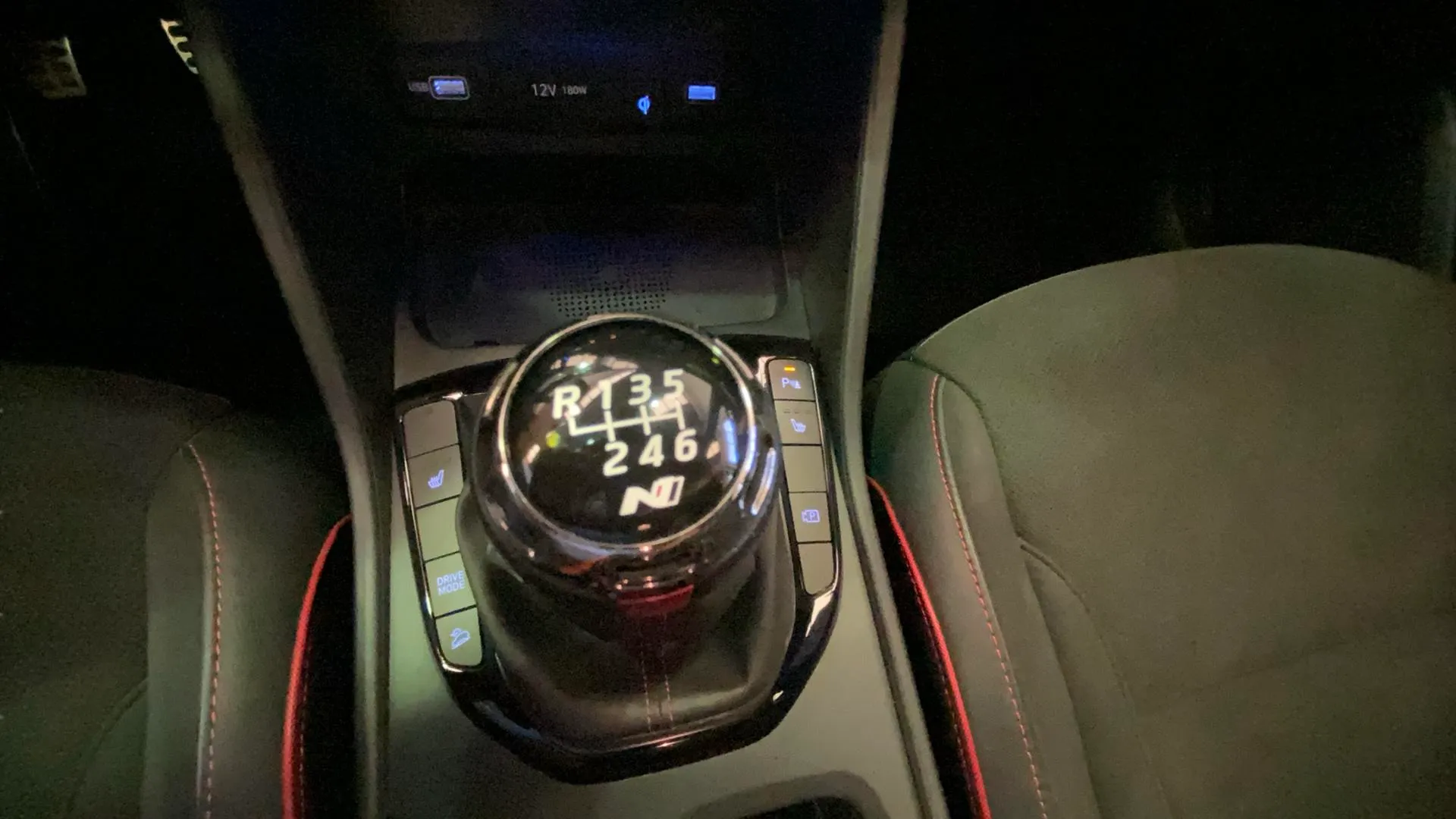 Hyundai Tucson 1.6 T-GDi N Line 30 Anivers - foto 34