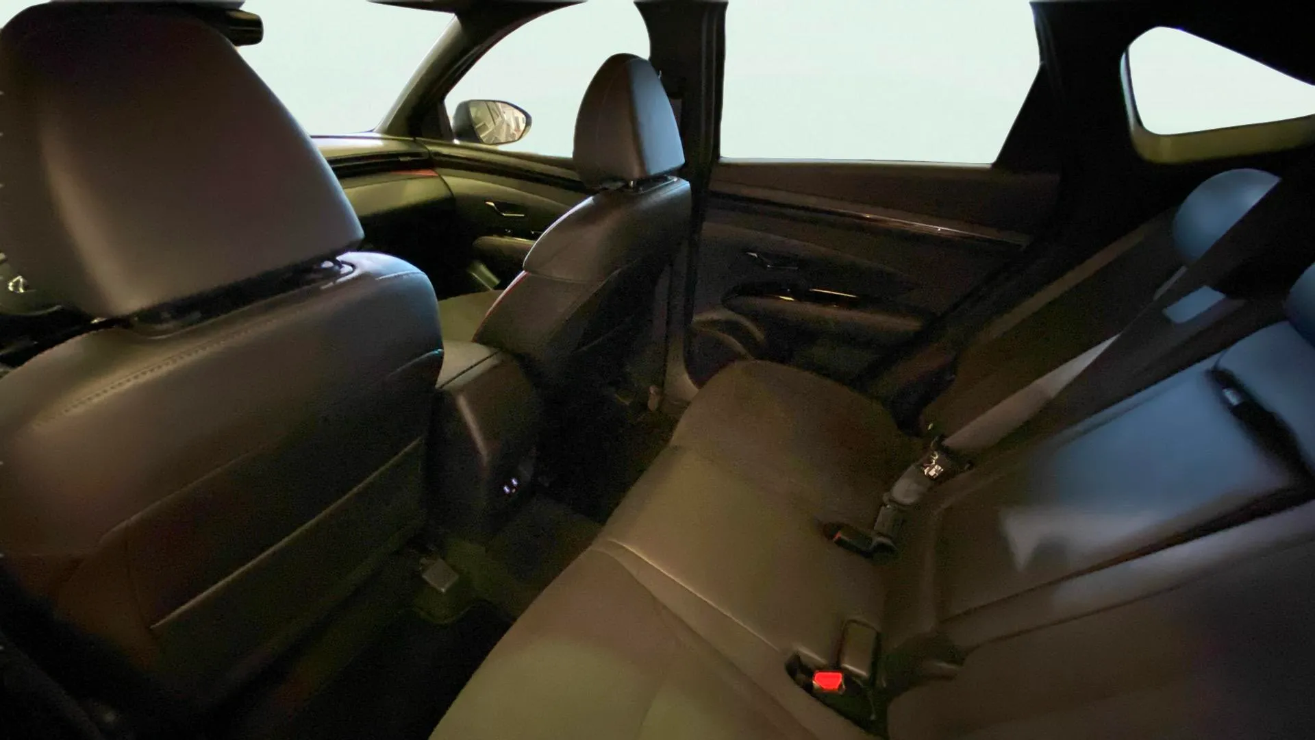 Hyundai Tucson 1.6 T-GDi N Line 30 Anivers - foto 13