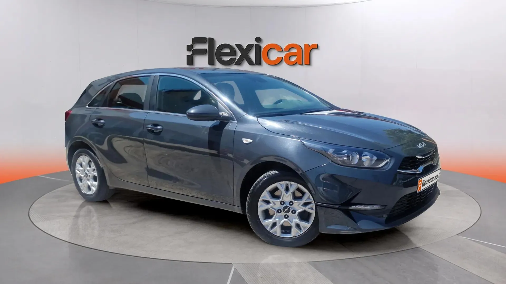Kia Ceed 1.6 MHEV iMT Drive - foto 1