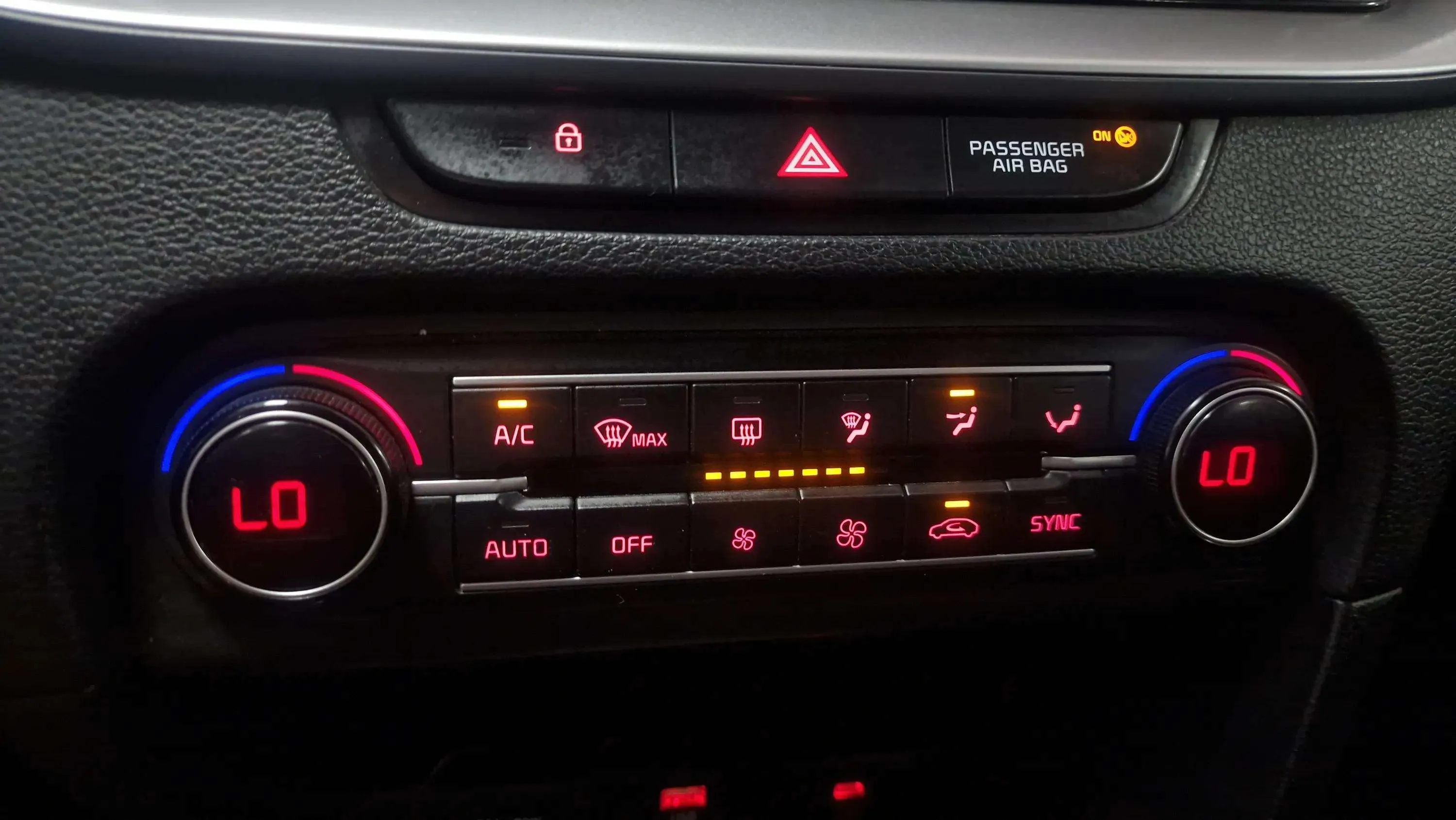 Kia Ceed 1.6 MHEV iMT Drive - foto 16