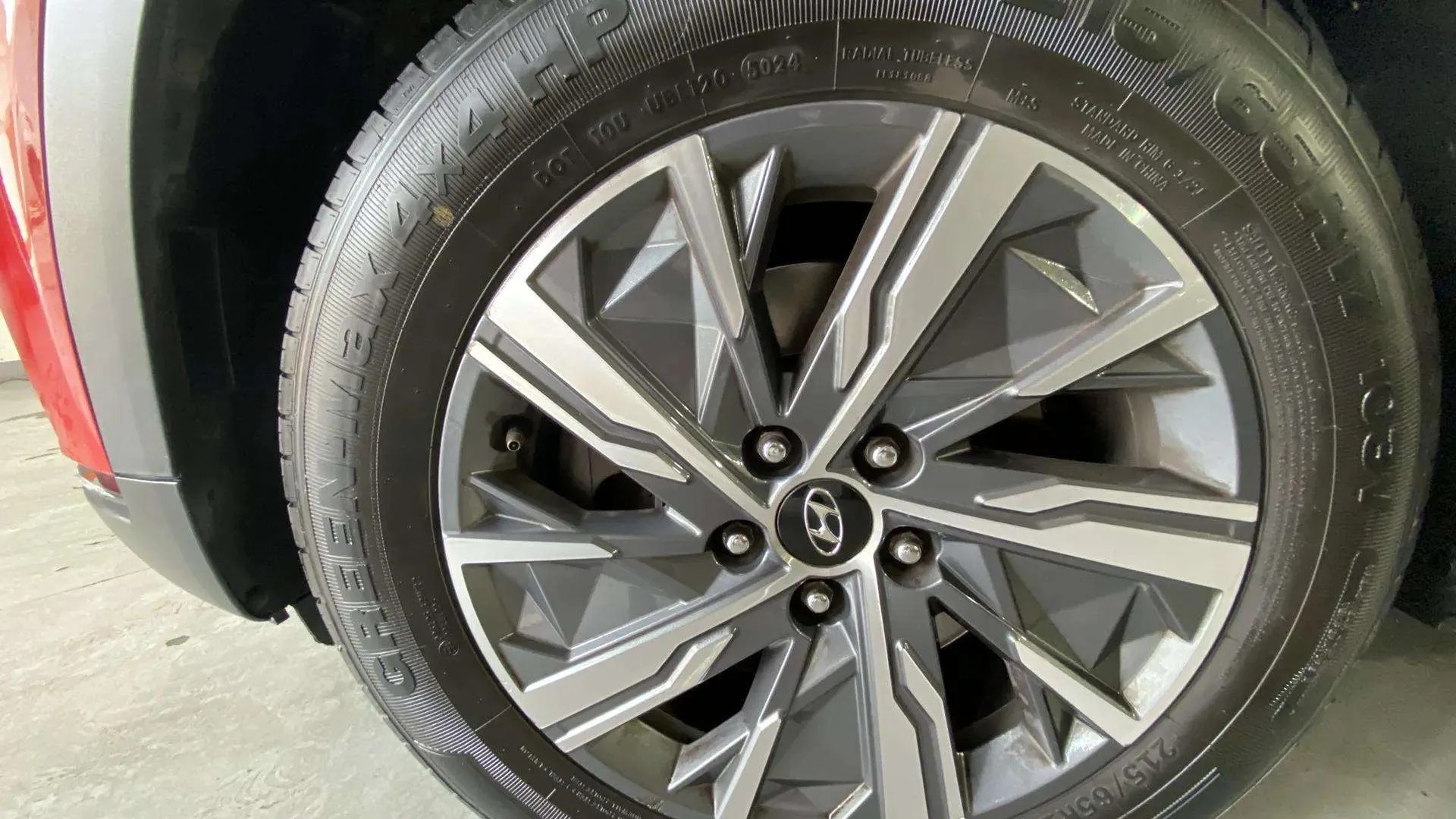 Hyundai Tucson 1.6 T-GDi Maxx - foto 24