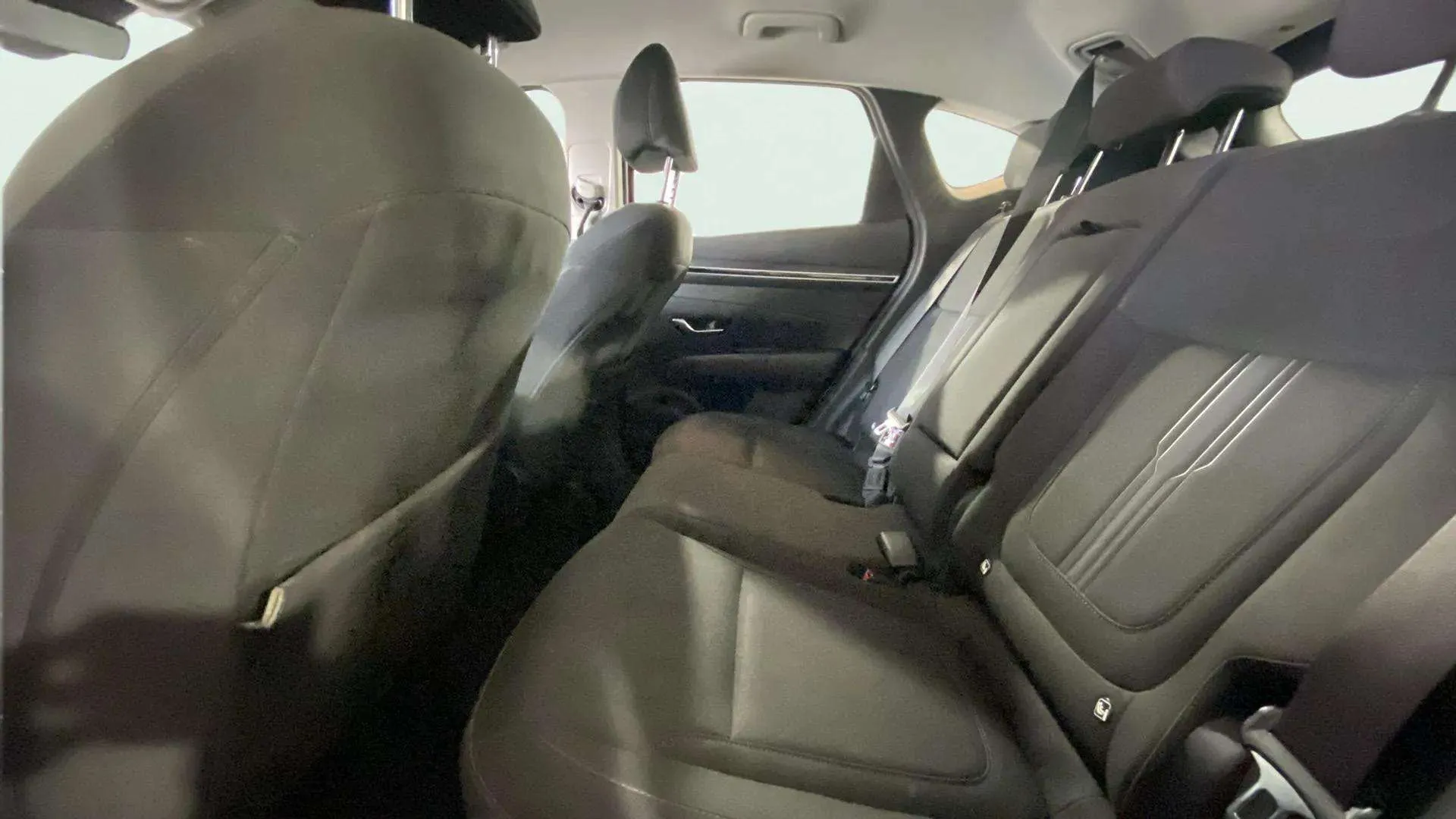 Hyundai Tucson 1.6 T-GDi Maxx - foto 17