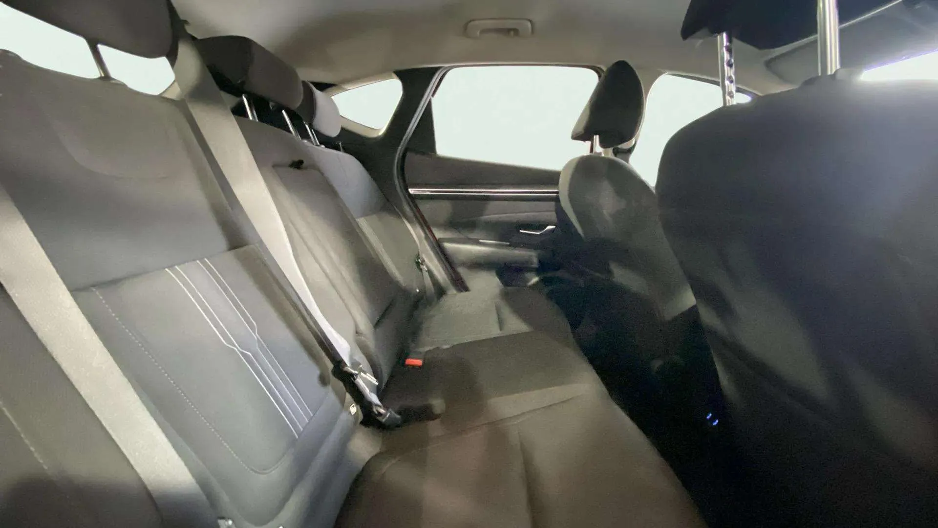 Hyundai Tucson 1.6 T-GDi Maxx - foto 16