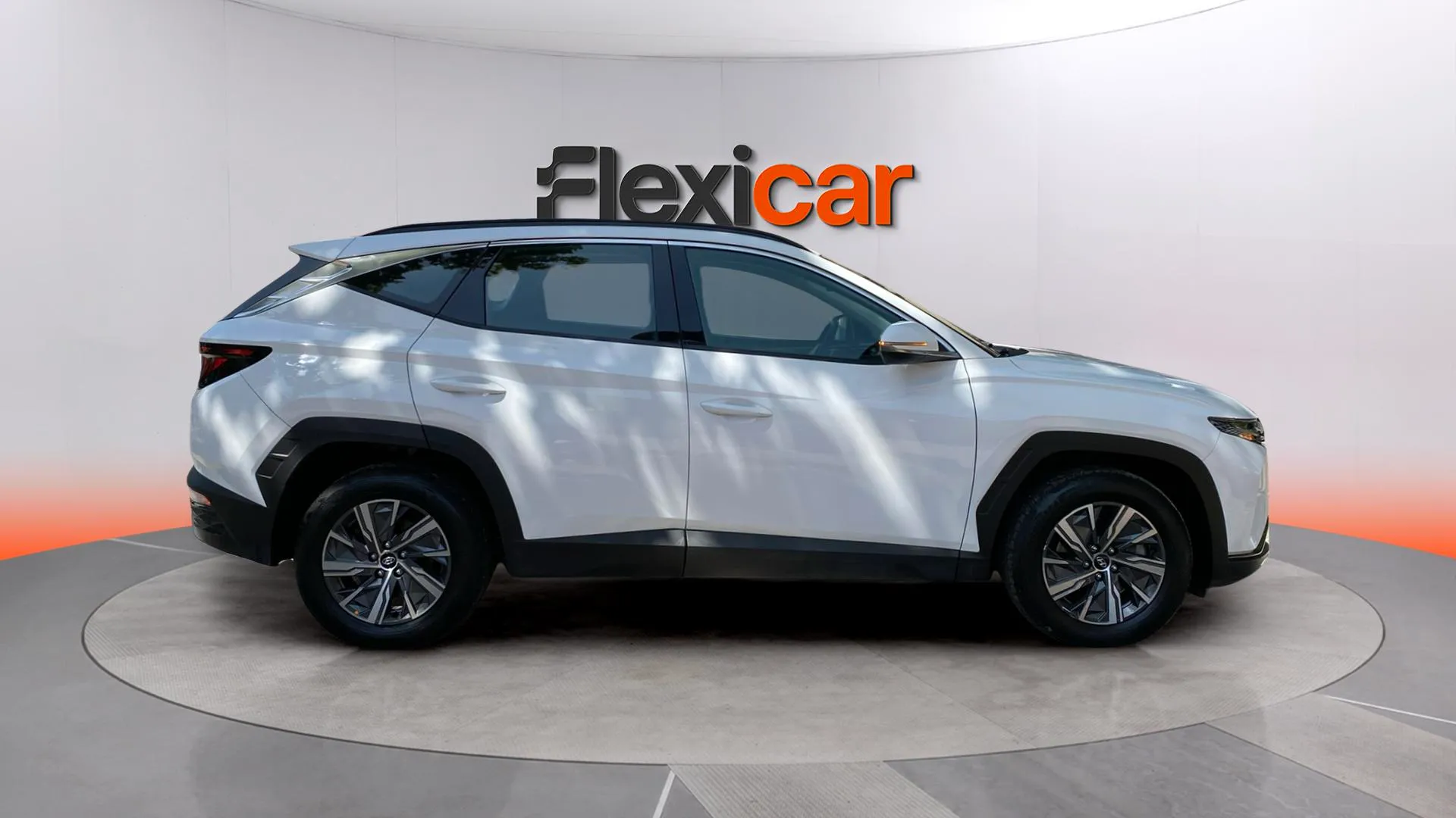 Hyundai Tucson 1.6 T-GDi HEV Maxx - foto 2