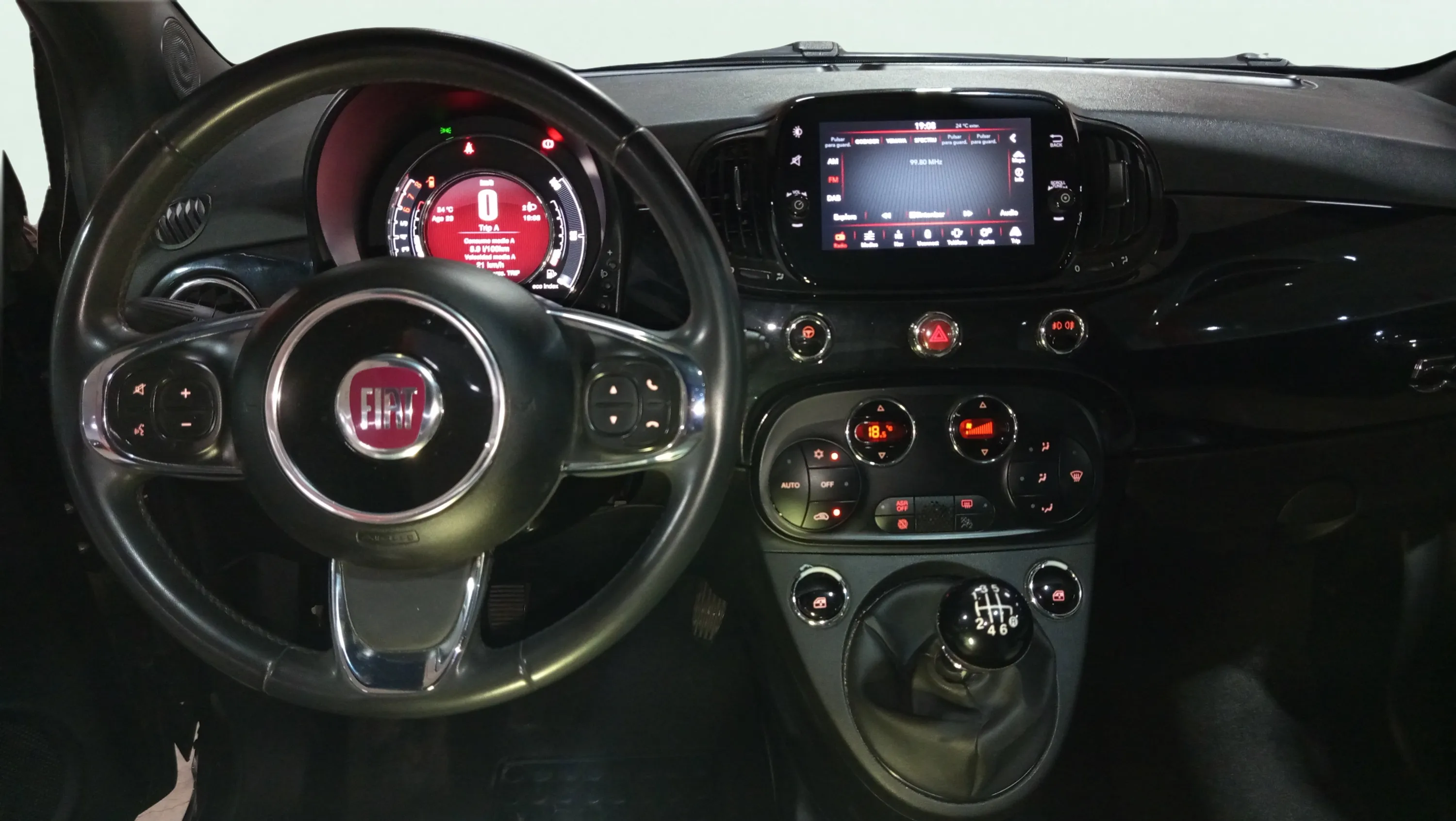 Fiat 500 Dolcevita 1.0 Hybrid - foto 24