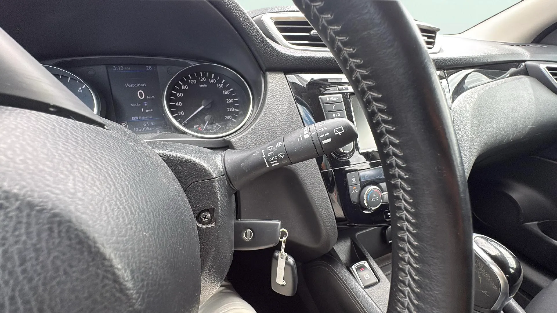Nissan Qashqai dCi Xtronic 4WD Acenta - foto 12