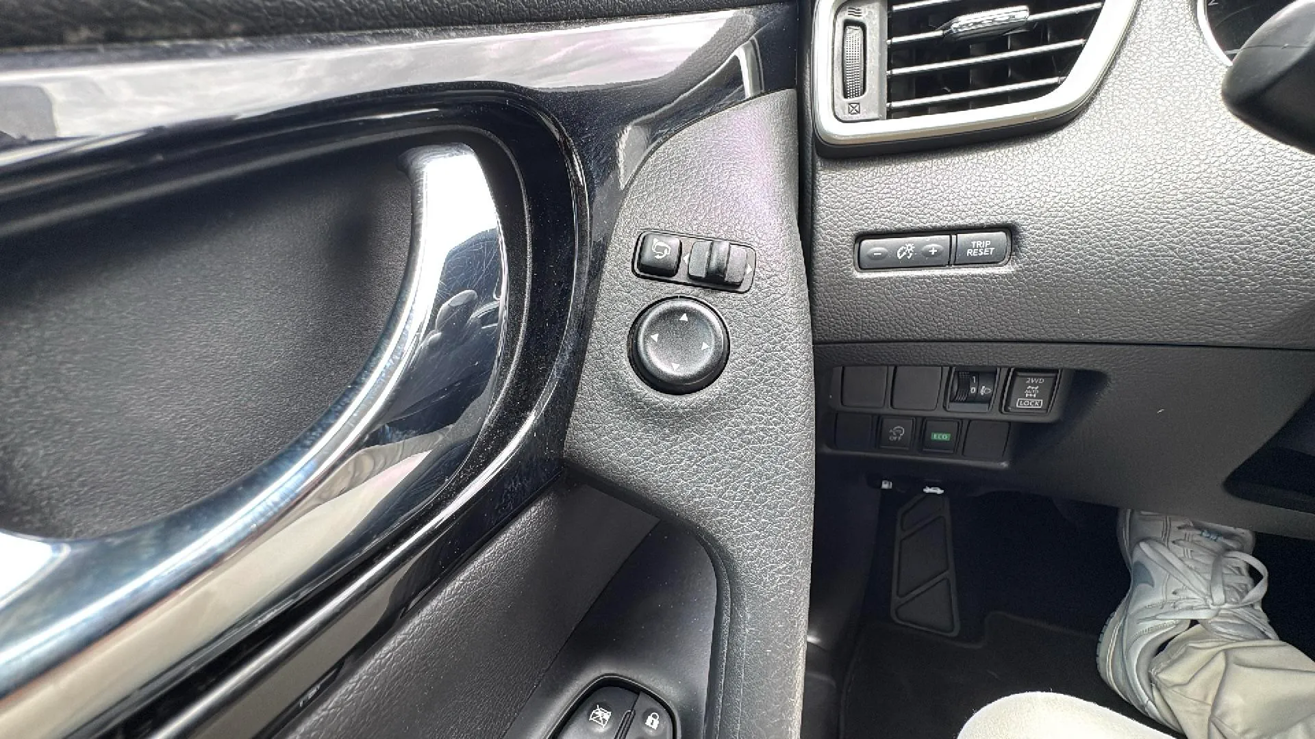 Nissan Qashqai dCi Xtronic 4WD Acenta - foto 18
