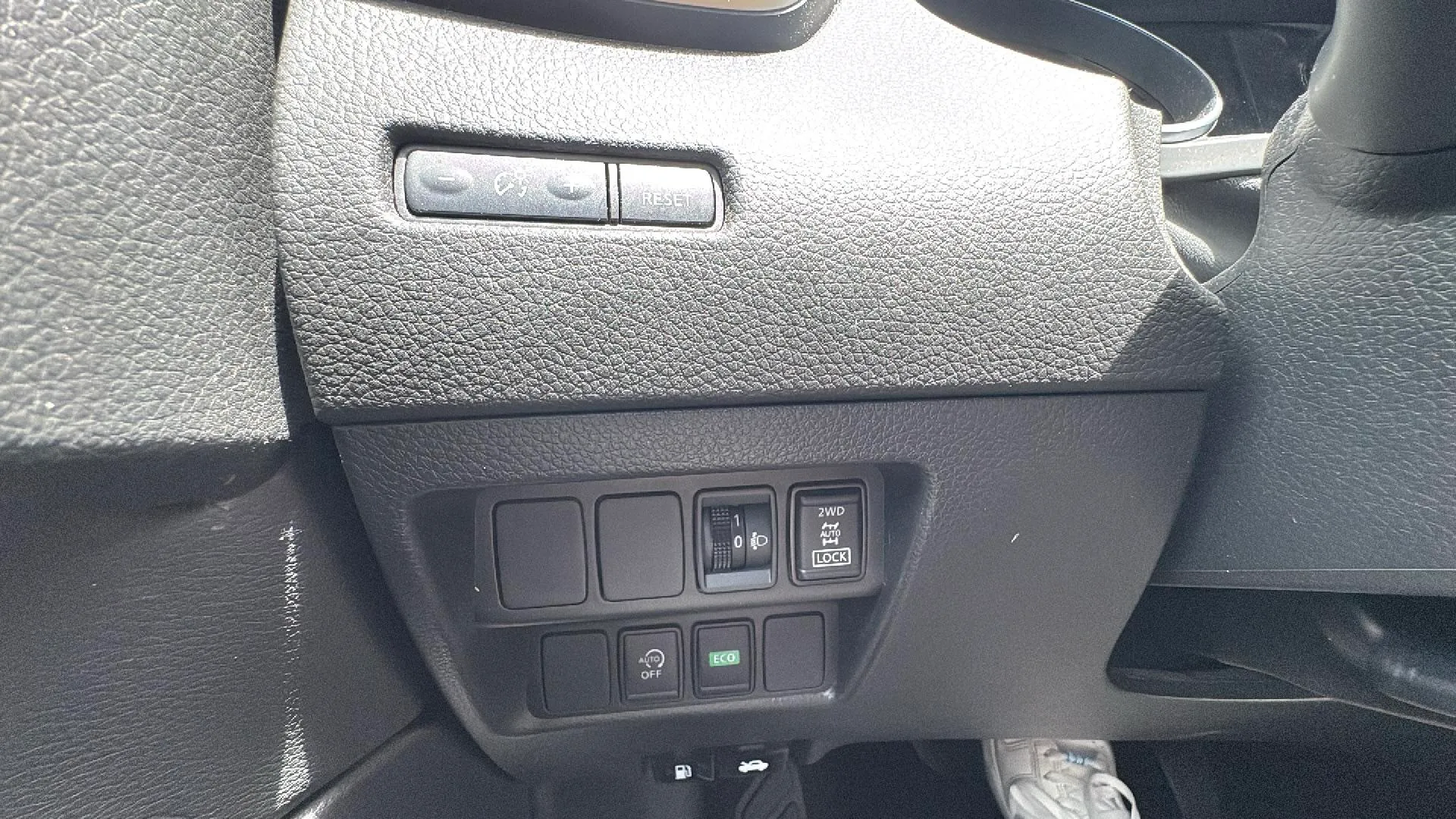 Nissan Qashqai dCi Xtronic 4WD Acenta - foto 14