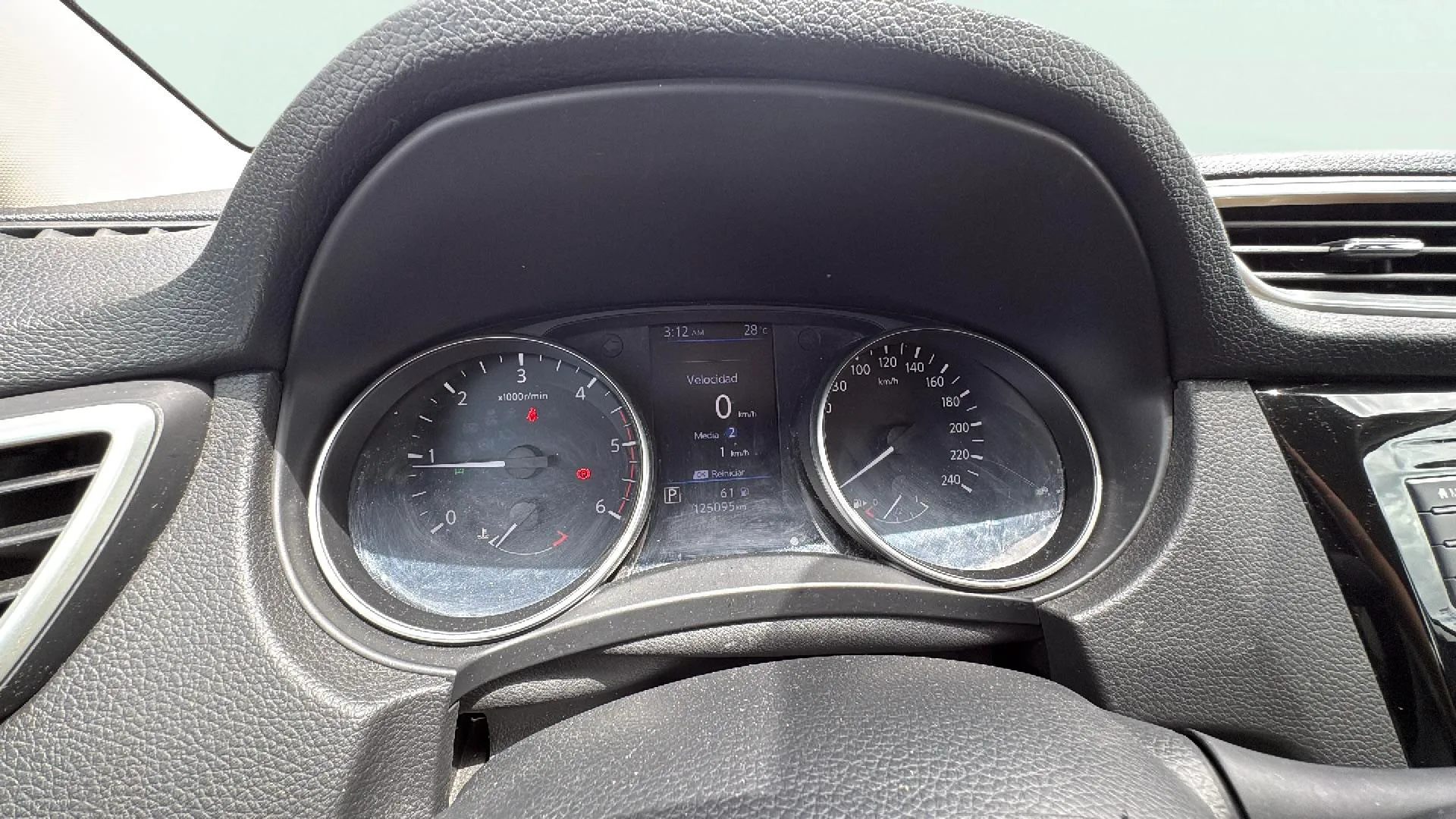 Nissan Qashqai dCi Xtronic 4WD Acenta - foto 10