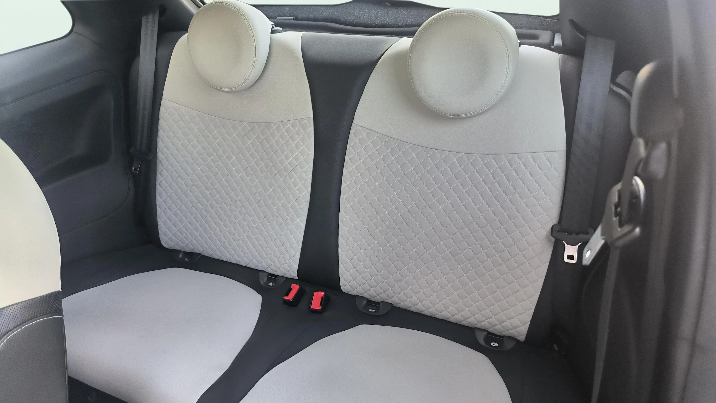Fiat 500 Dolcevita 1.0 Hybrid - foto 24