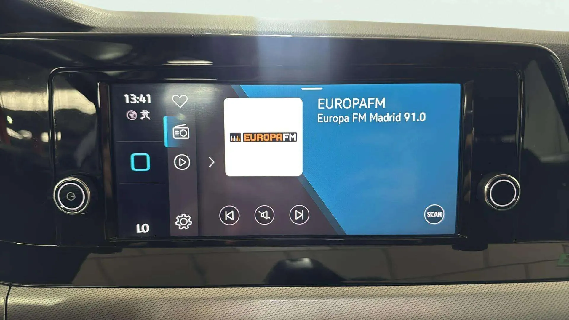Volkswagen Golf 2.0 TDI Variant - foto 14