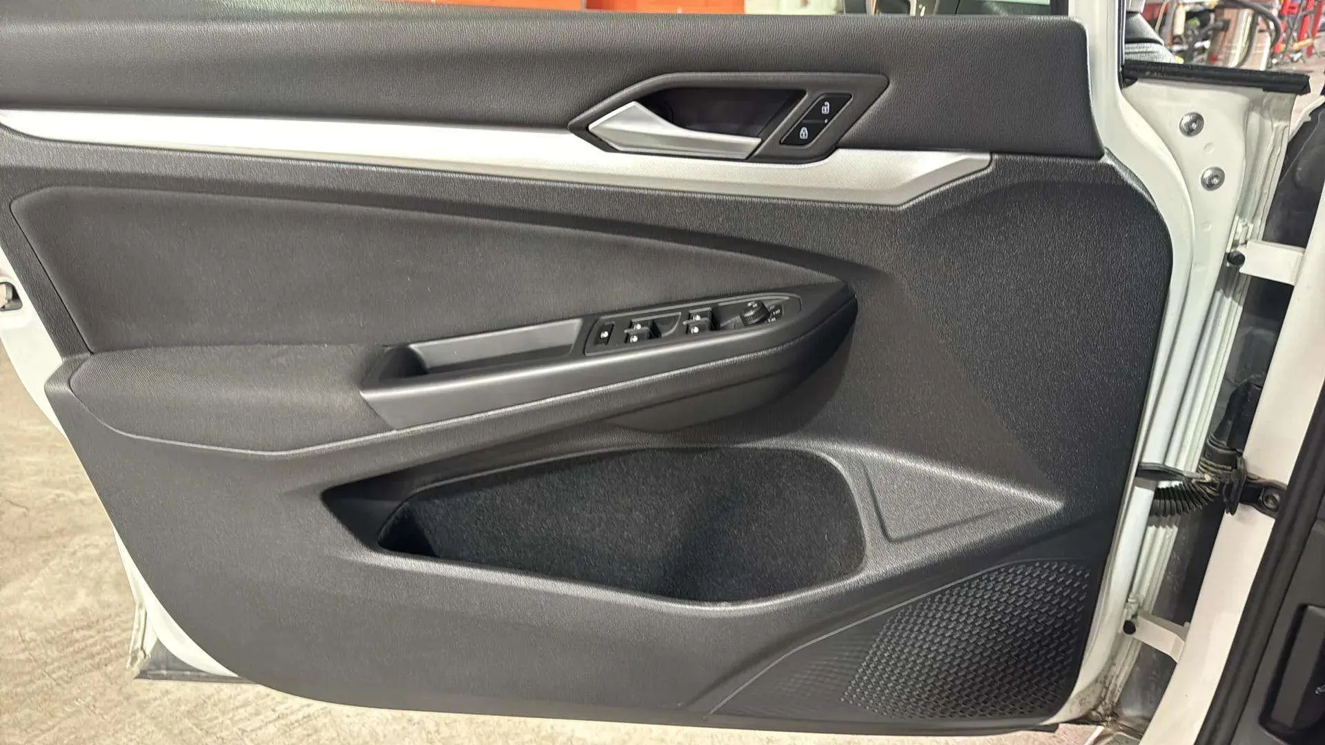 Volkswagen Golf 2.0 TDI Variant - foto 23