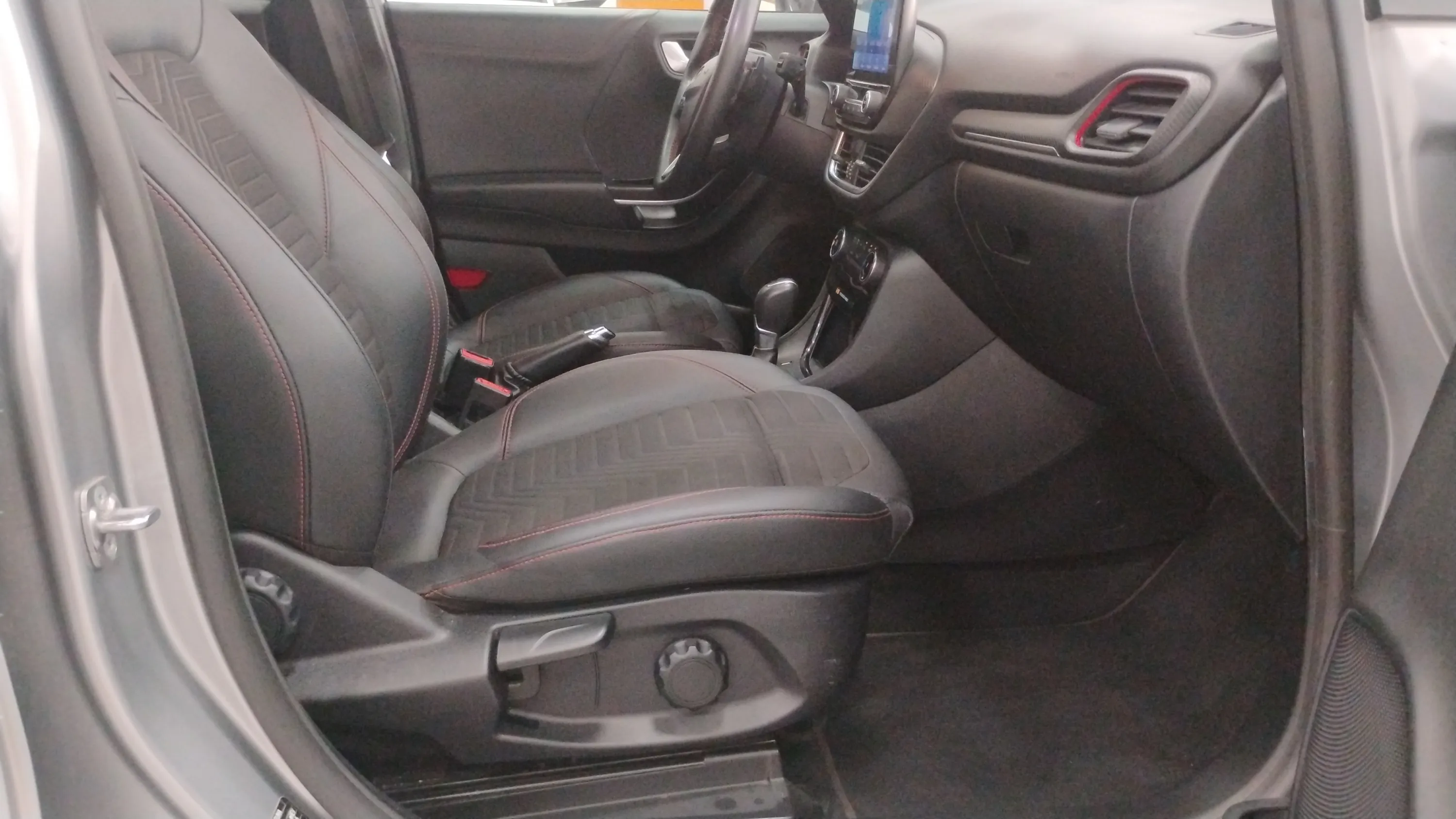 Ford Puma 1.0 EcoBoost ST-Line MHEV - foto 13