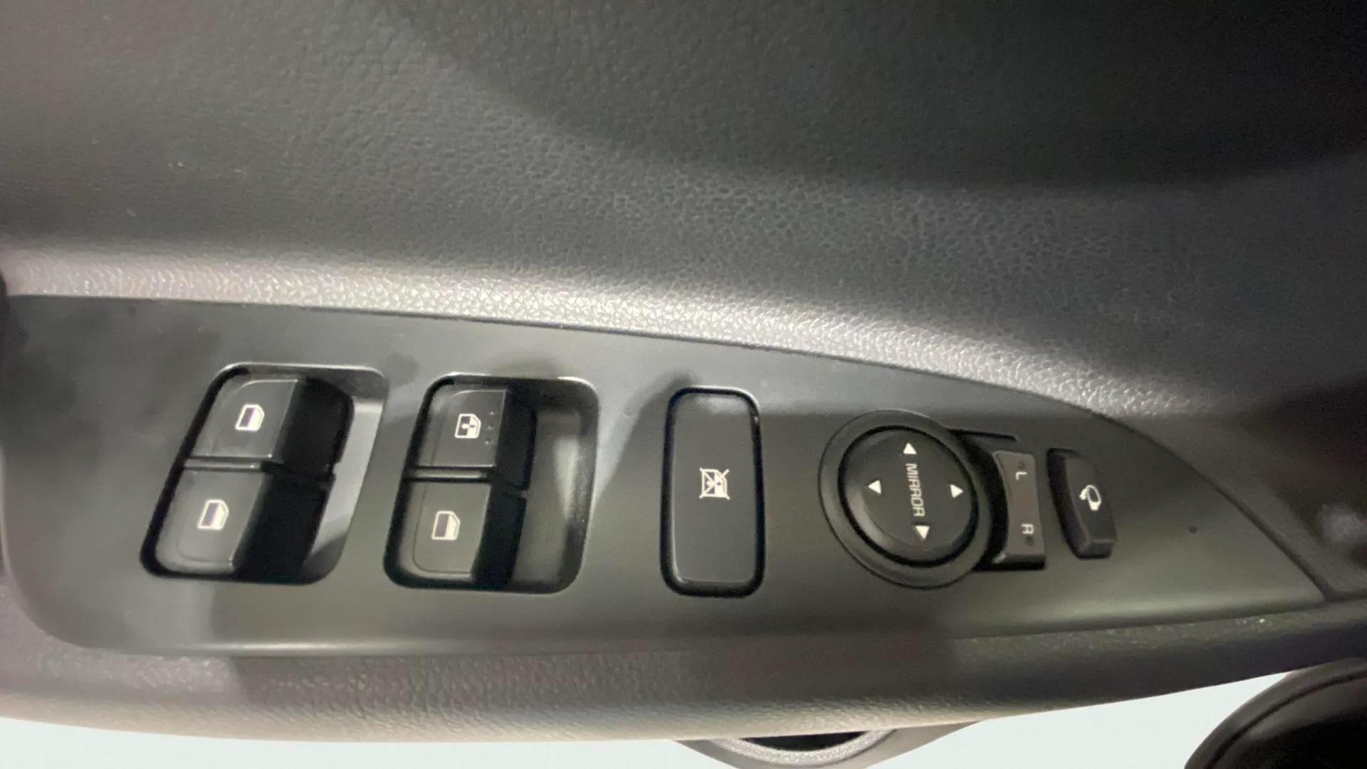 Kia Rio 1.0 T-GDi MHEV iMT Drive - foto 17