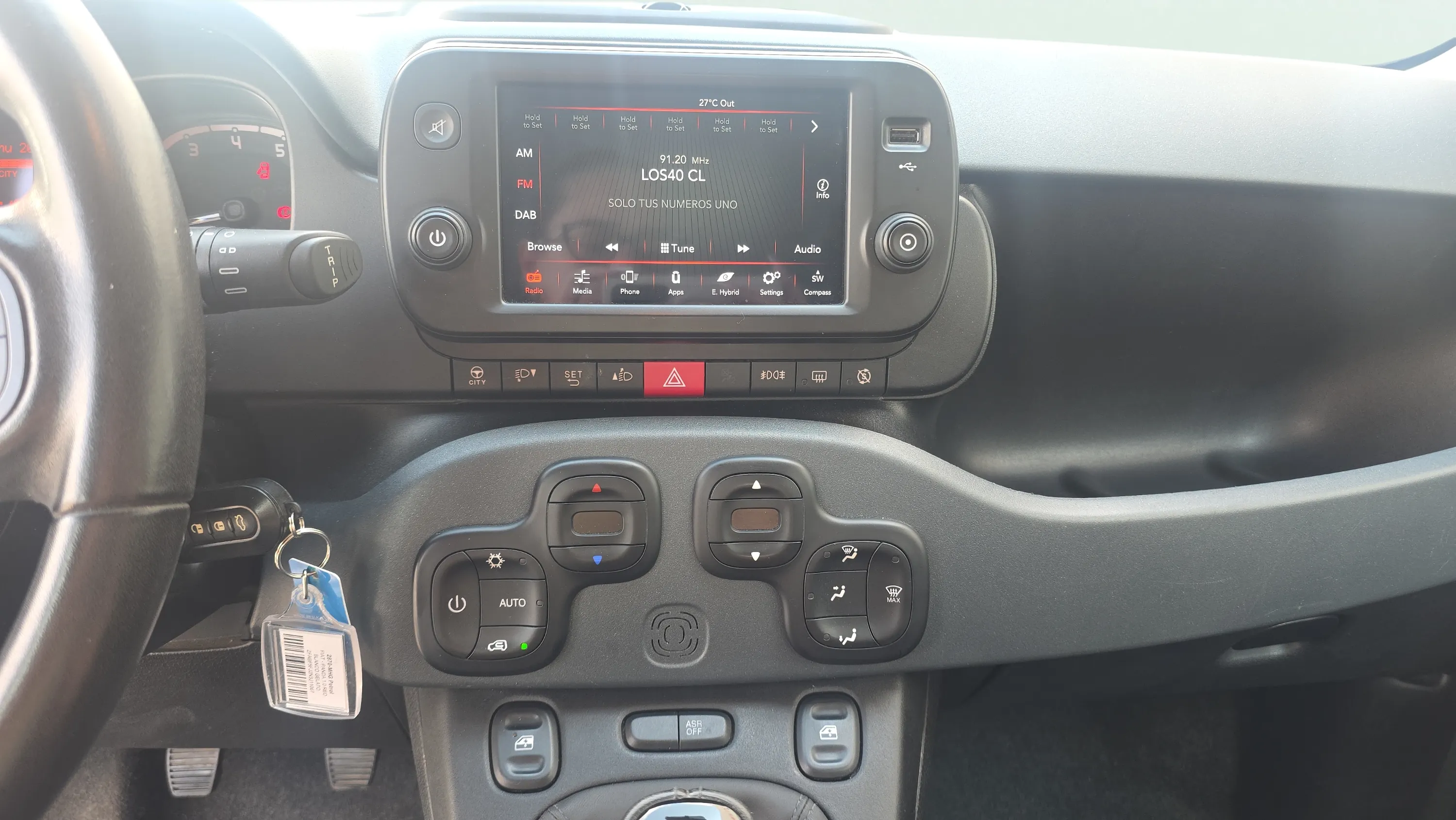 Fiat Panda Red 1.0 Hybrid - foto 11