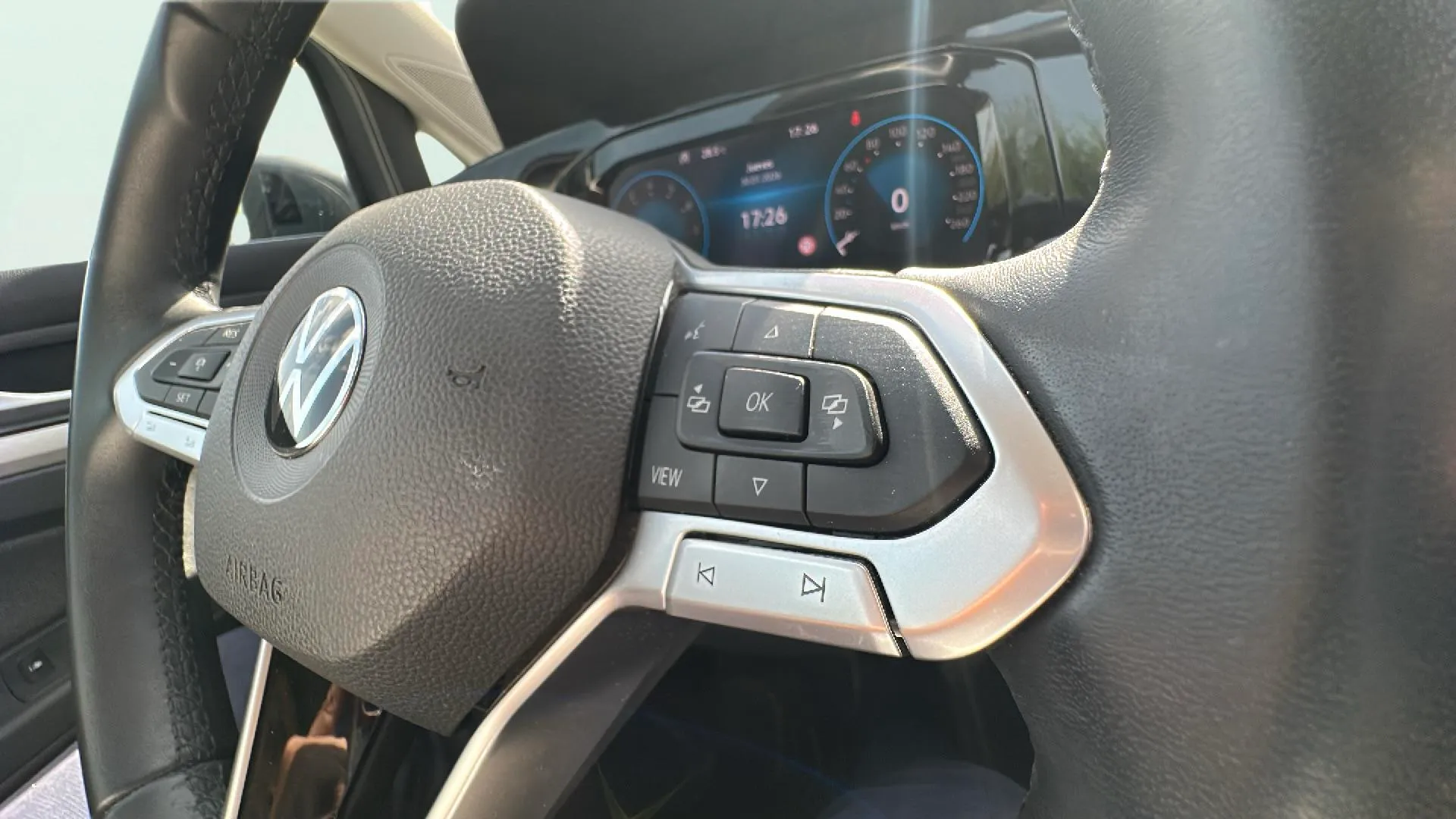 Volkswagen Golf Life 1.0 TSI Variant - foto 22