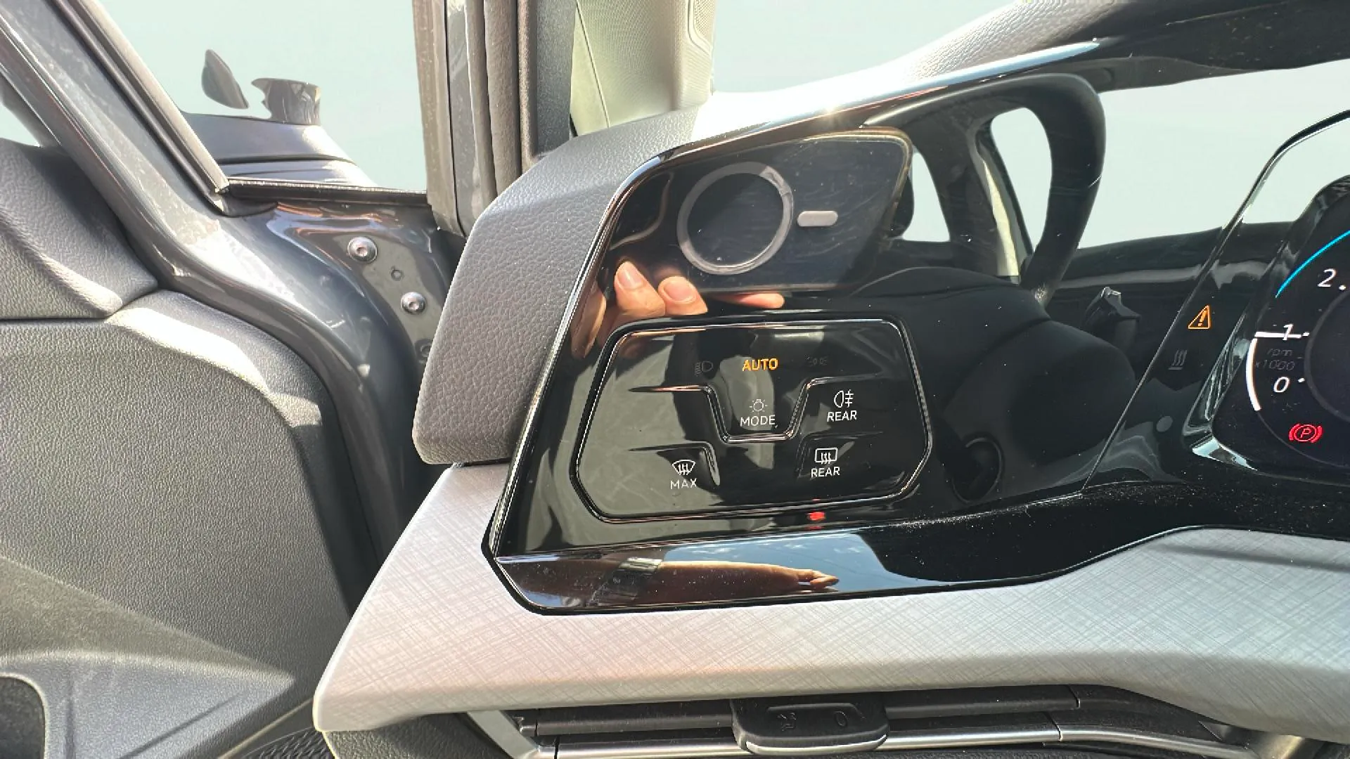 Volkswagen Golf Life 1.0 TSI Variant - foto 19